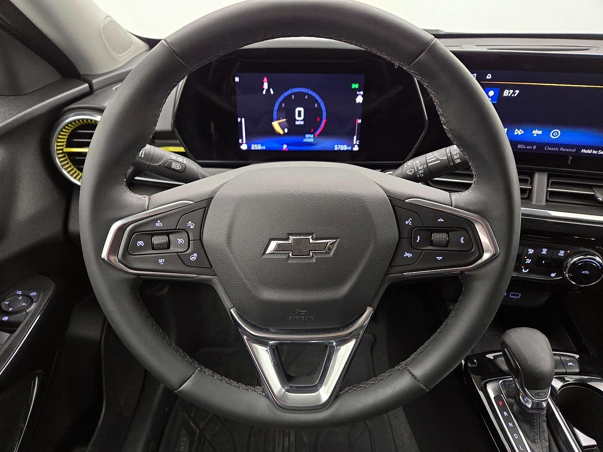 Thumbnail: 2025 Chevrolet Trax - 10