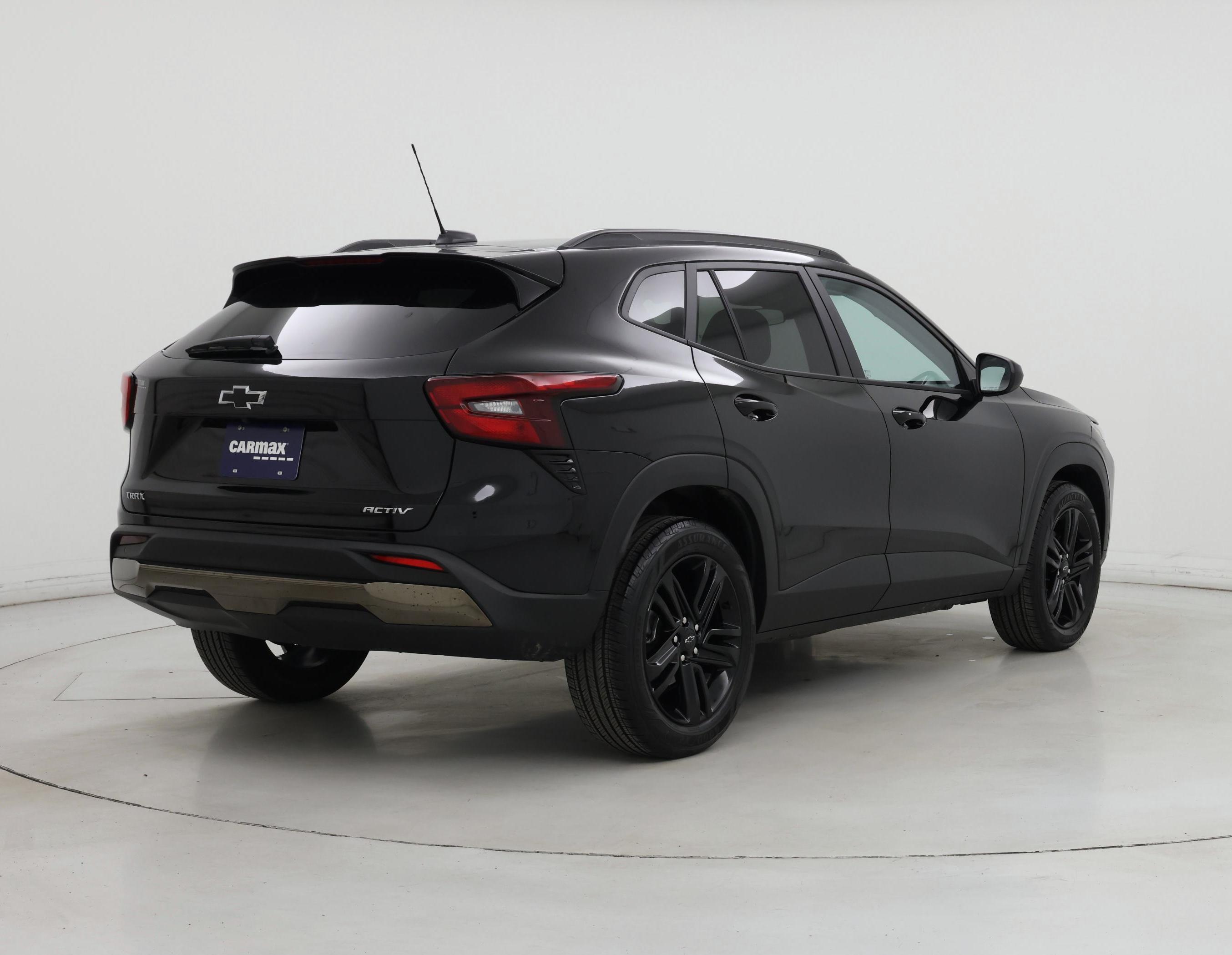 Thumbnail: 2025 Chevrolet Trax - 8