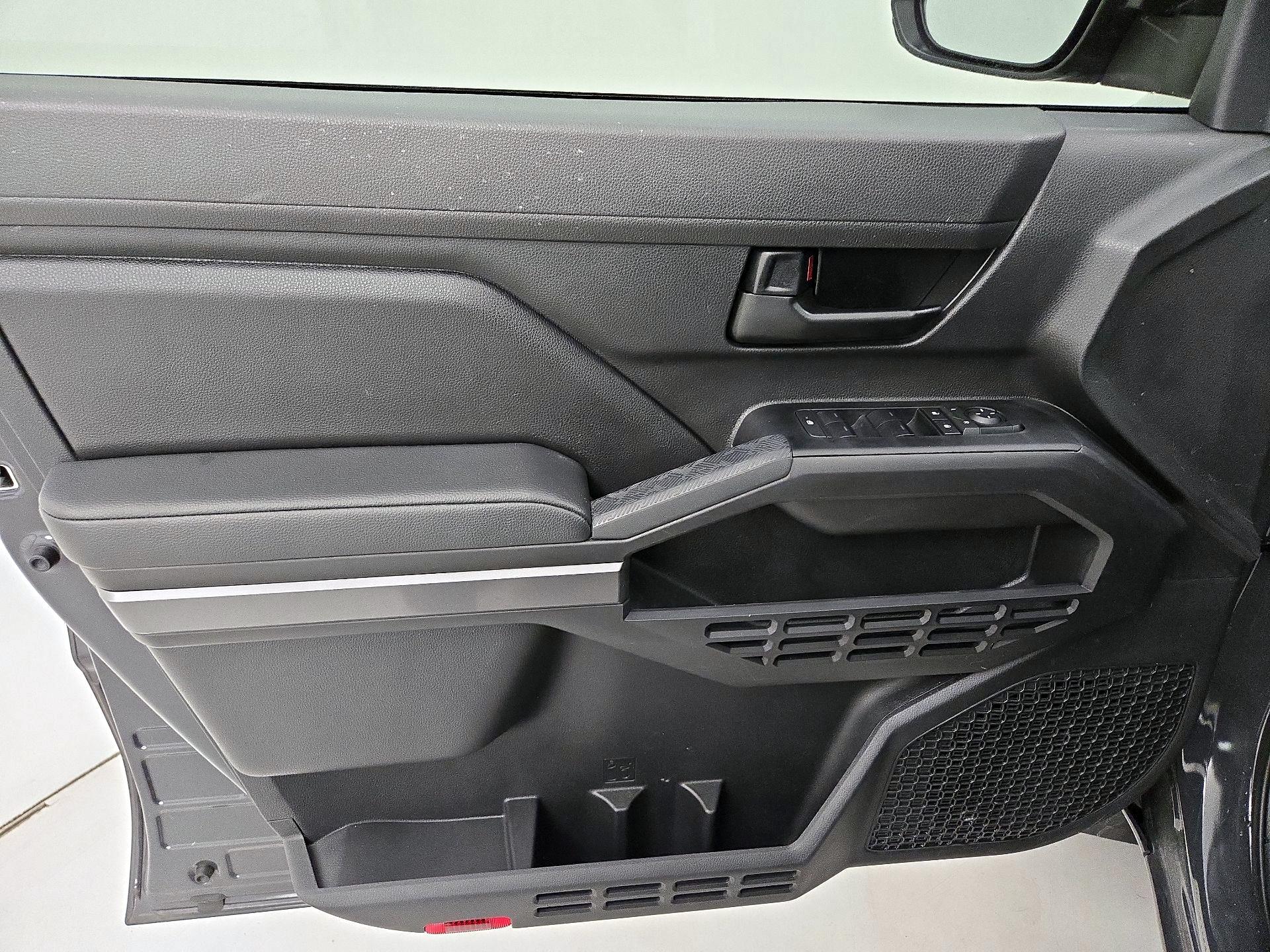 Thumbnail: 2025 Toyota Tacoma - 12