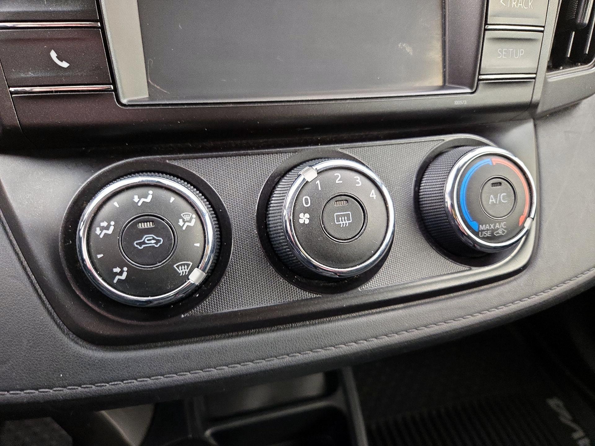 Thumbnail: 2018 Toyota RAV4 - 16