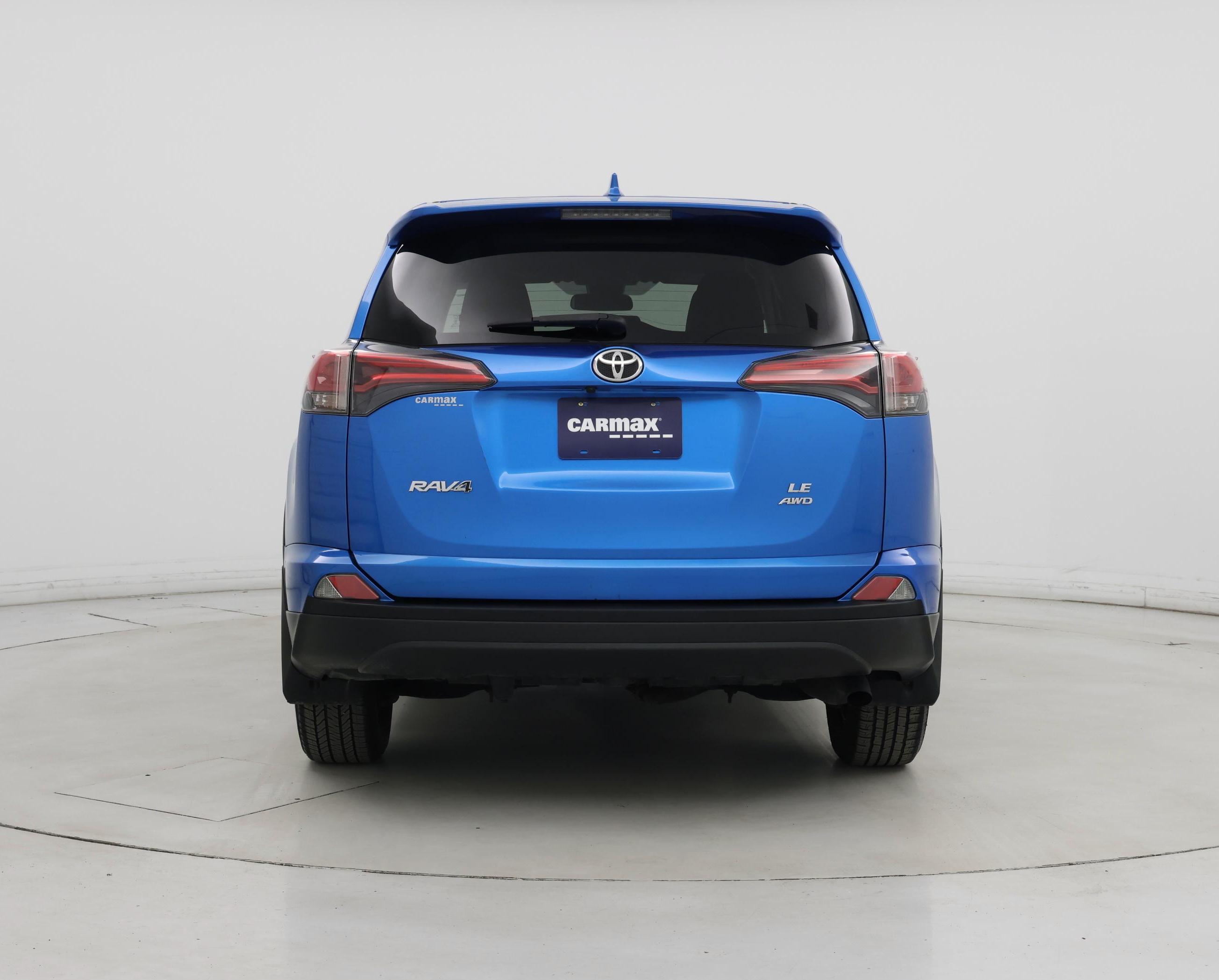 Thumbnail: 2018 Toyota RAV4 - 6