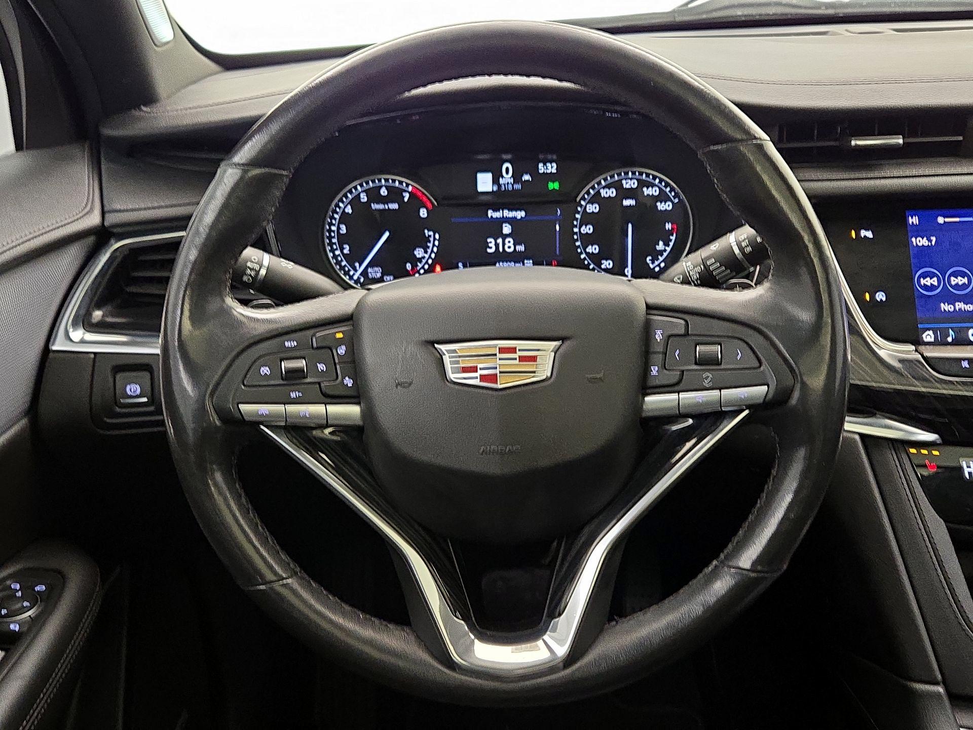 Thumbnail: 2021 Cadillac XT6 - 10