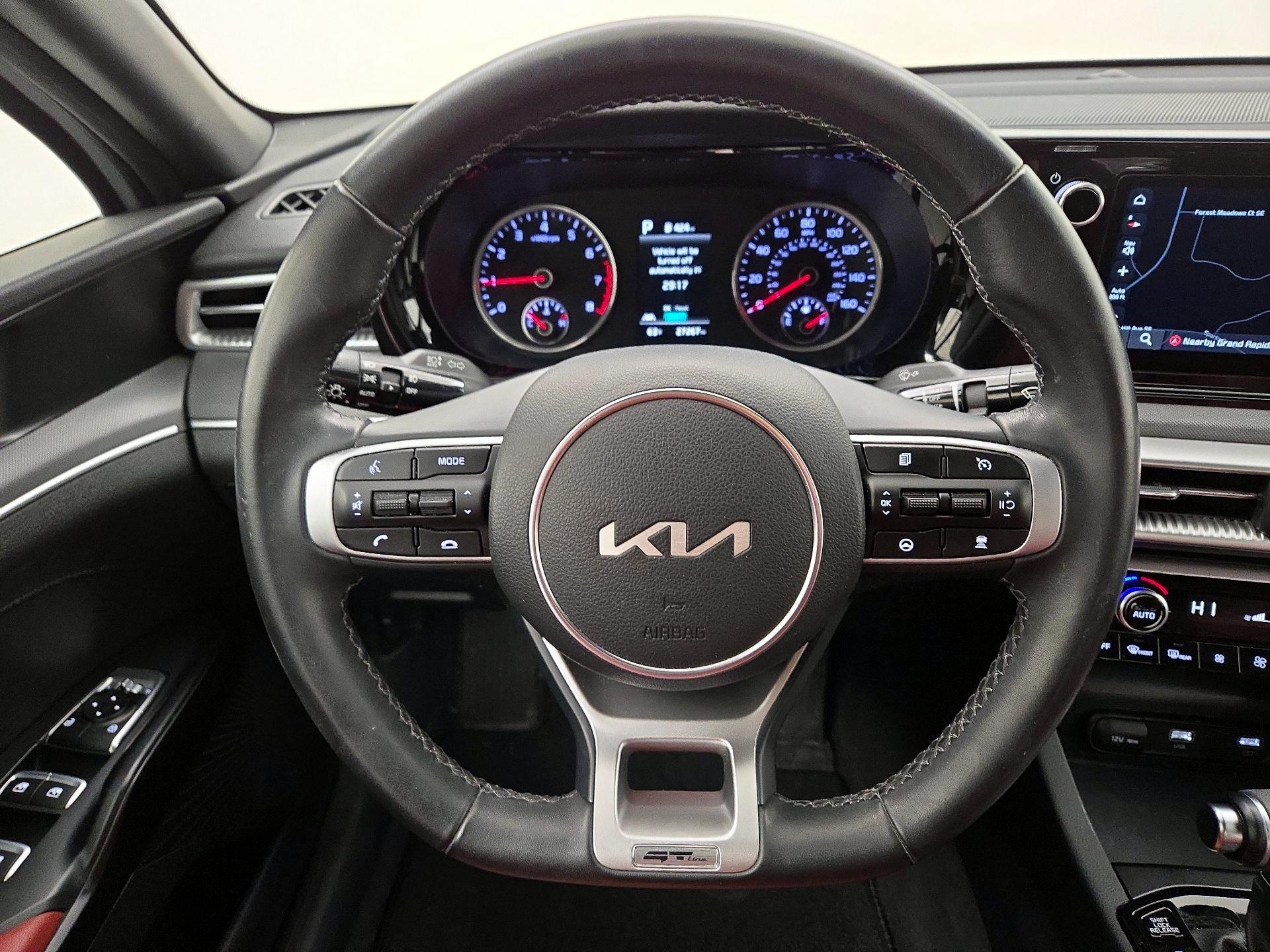 Thumbnail: 2023 Kia K5 - 10