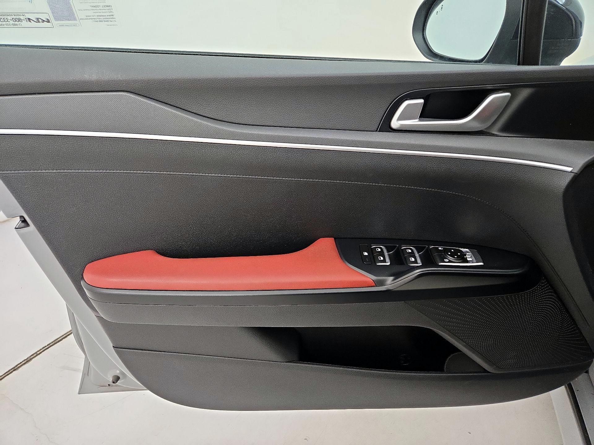 Thumbnail: 2023 Kia K5 - 12