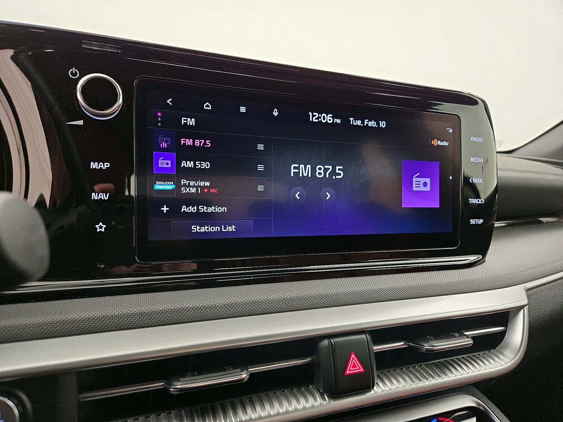 Thumbnail: 2023 Kia K5 - 16