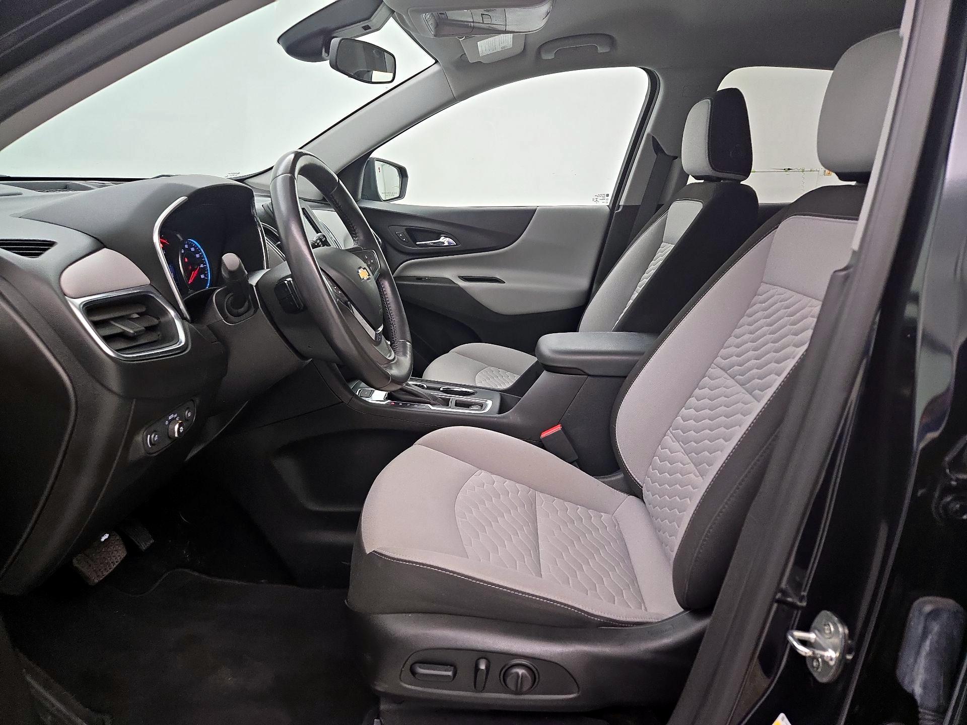 Thumbnail: 2021 Chevrolet Equinox - 11