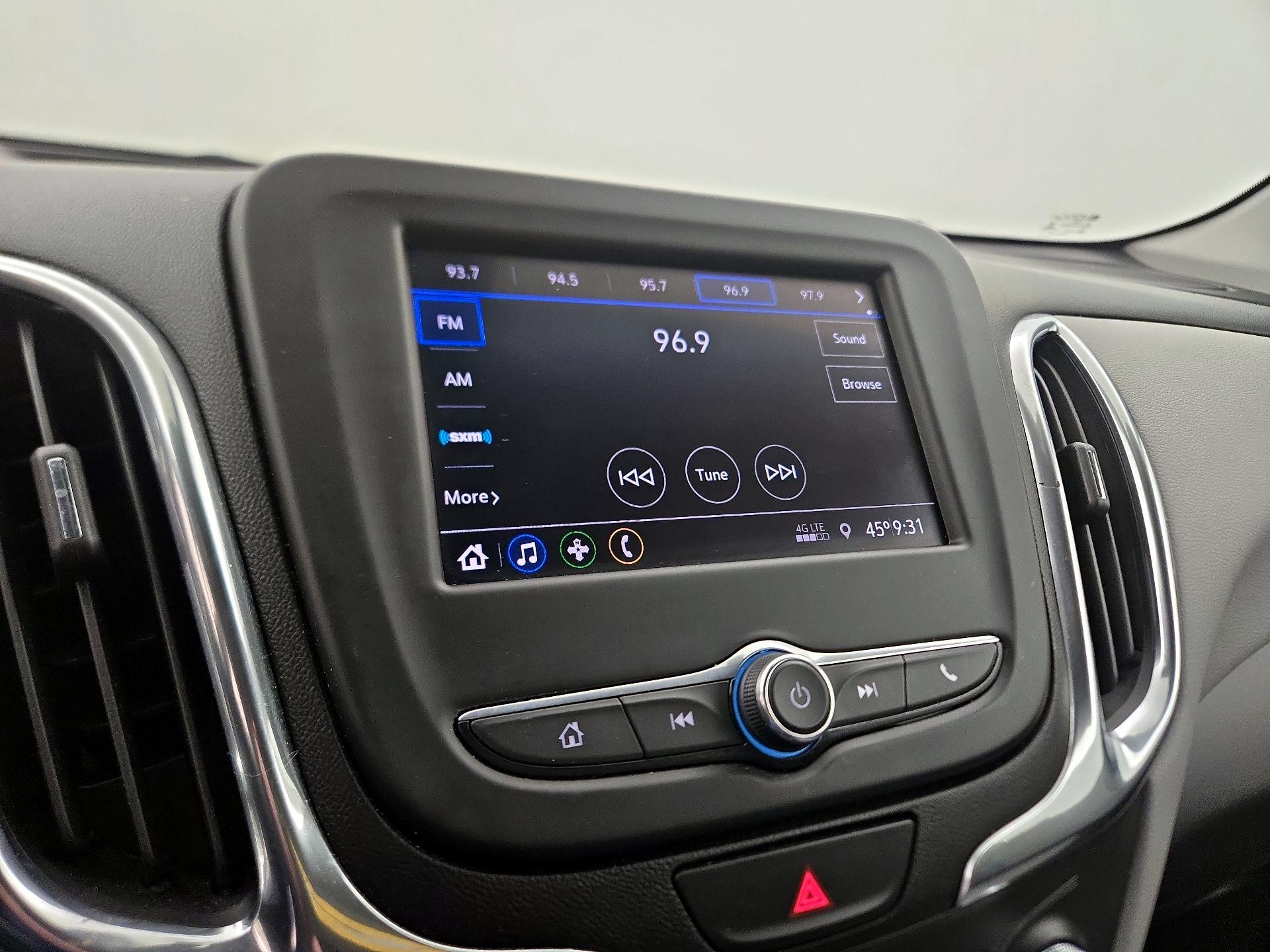 Thumbnail: 2021 Chevrolet Equinox - 15