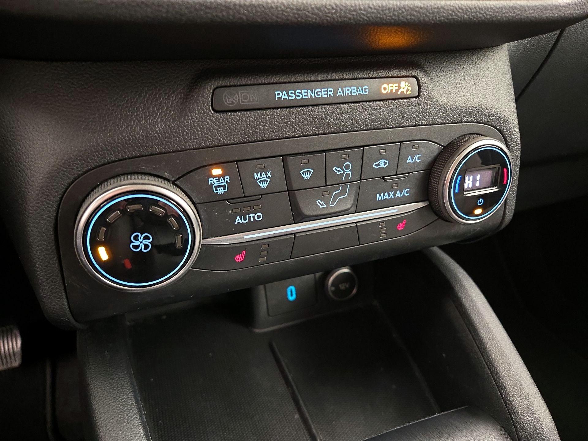 Thumbnail: 2020 Ford Escape - 16