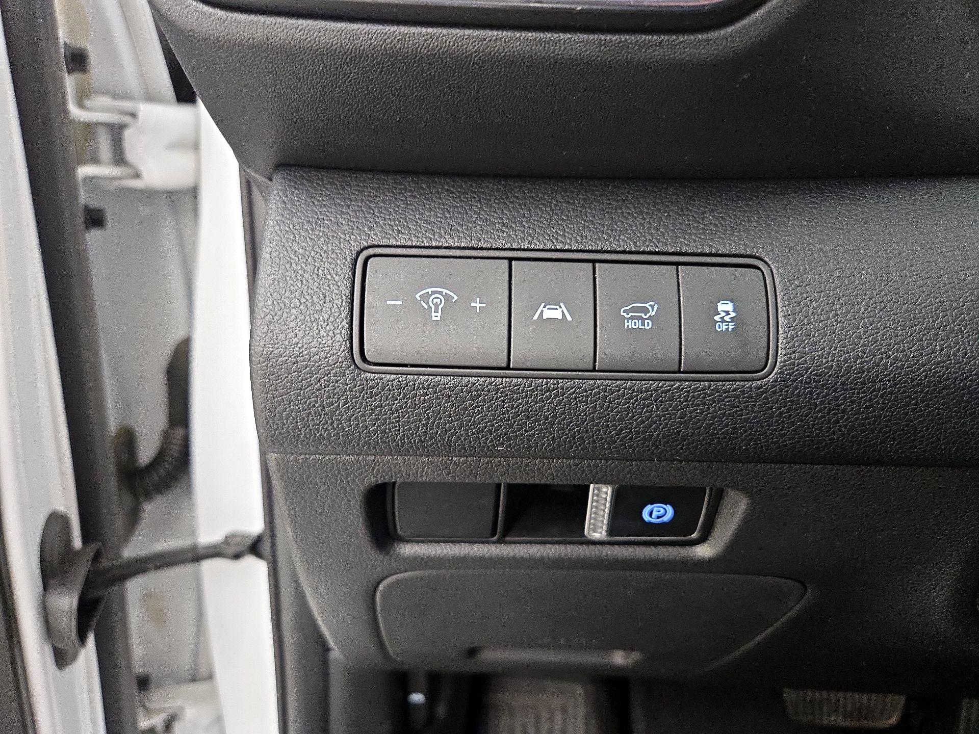 Thumbnail: 2022 Hyundai Santa Fe - 13