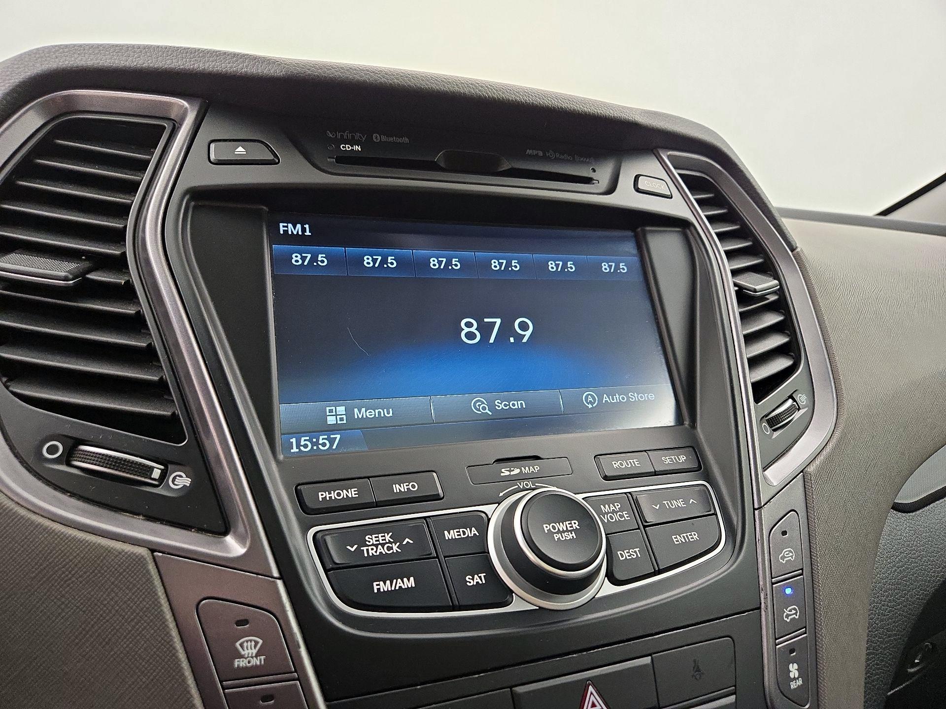 Thumbnail: 2014 Hyundai Santa Fe - 16