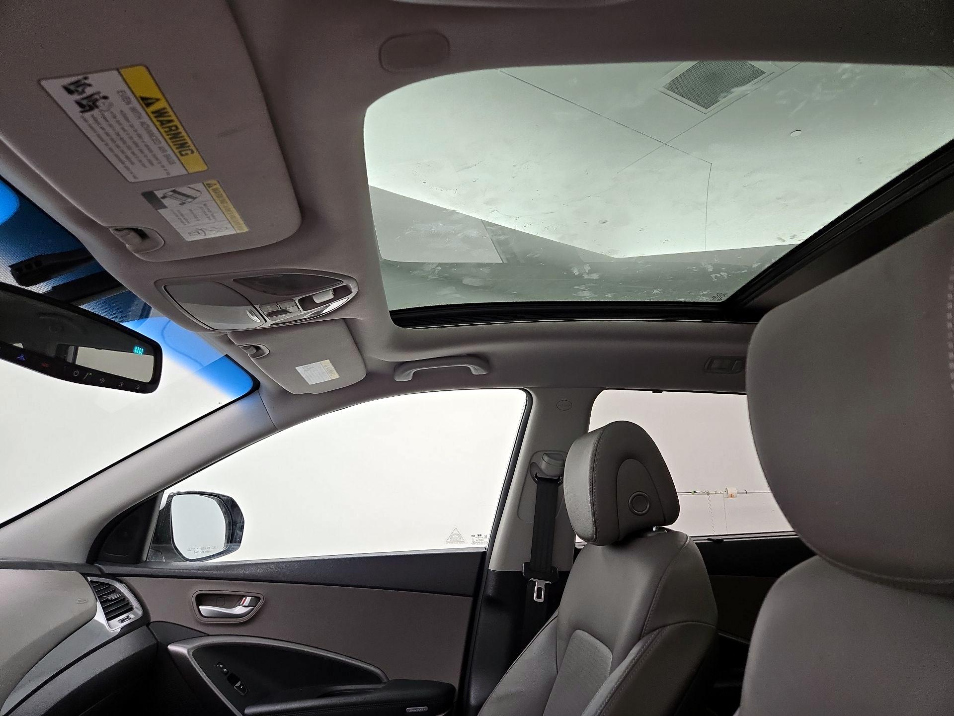 Thumbnail: 2014 Hyundai Santa Fe - 20