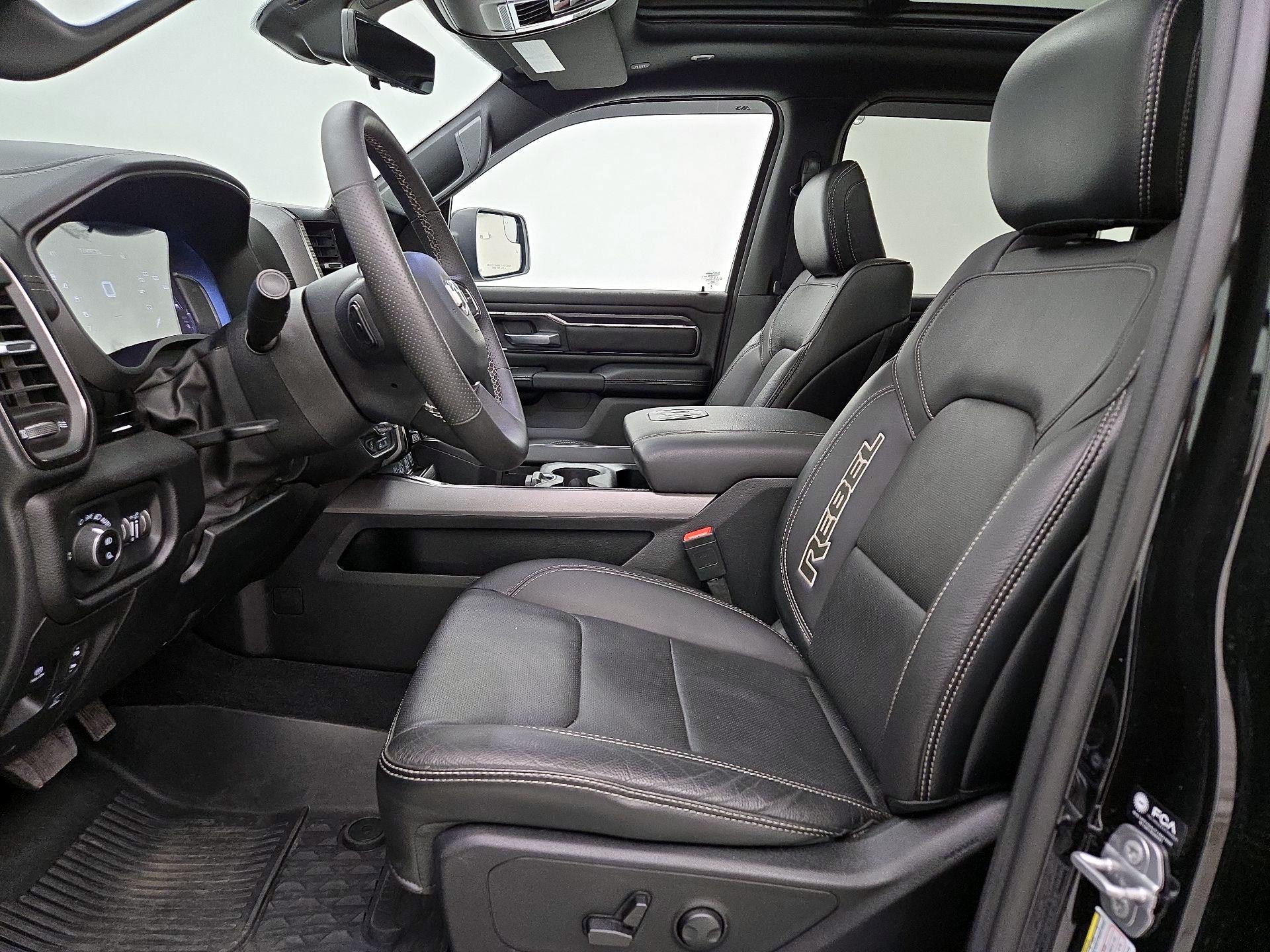 Thumbnail: 2025 RAM 1500 - 11