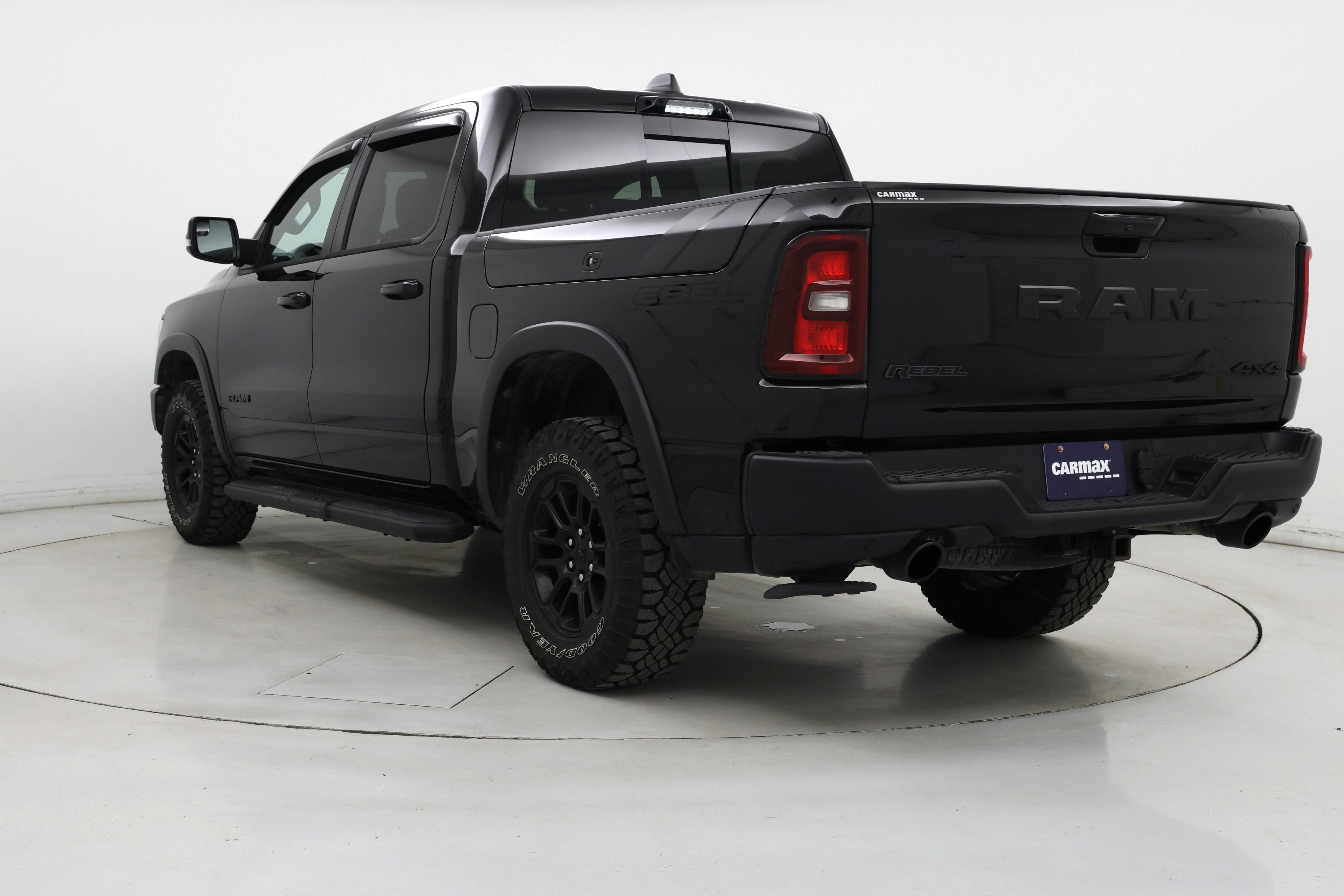 Thumbnail: 2025 RAM 1500 - 2