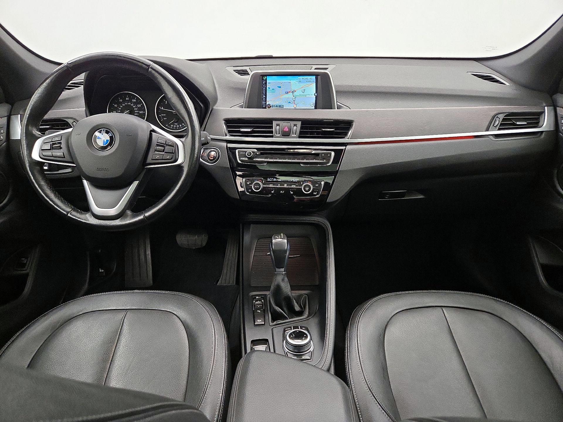 Thumbnail: 2017 BMW X1 - 9