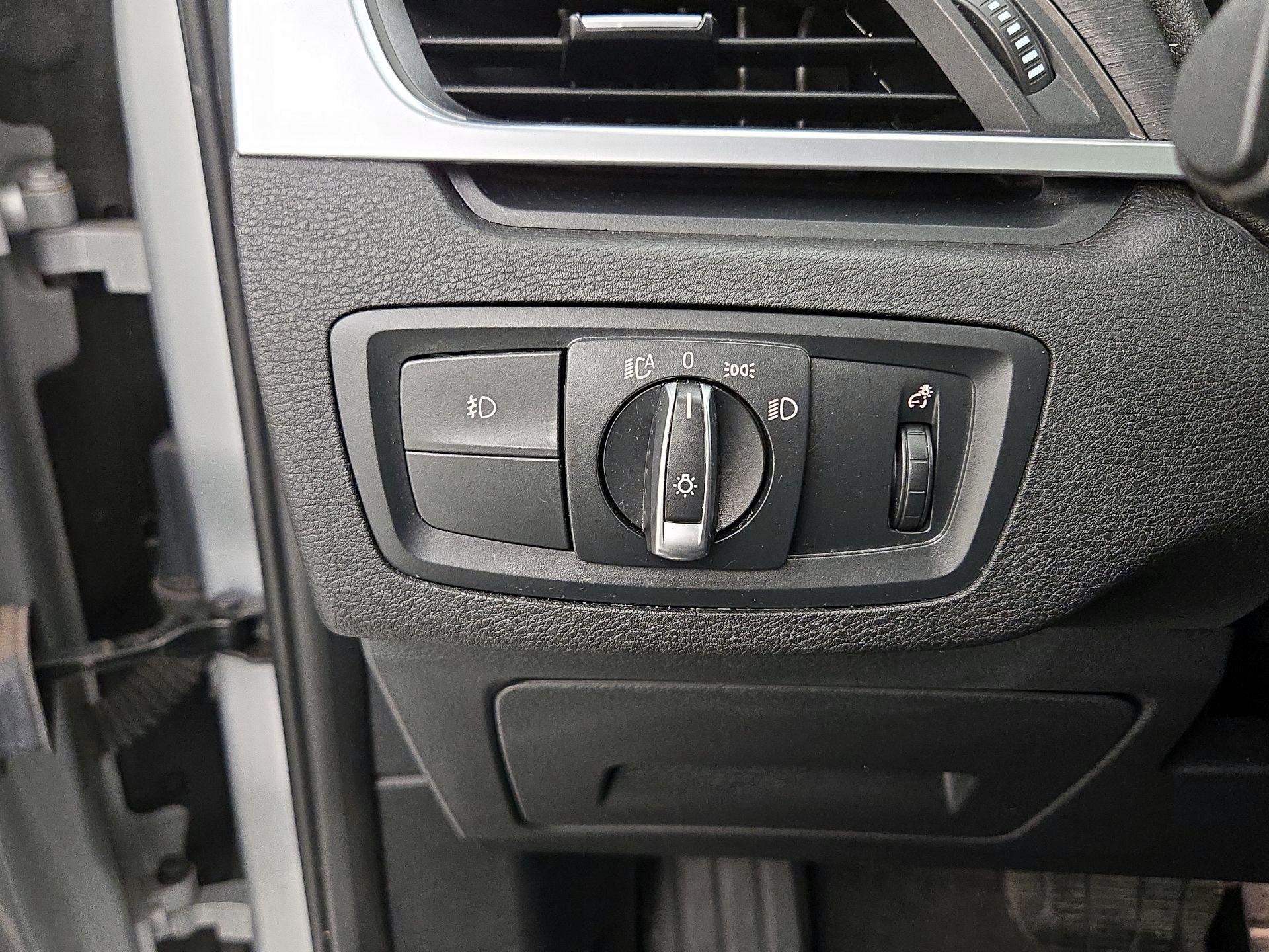 Thumbnail: 2017 BMW X1 - 13