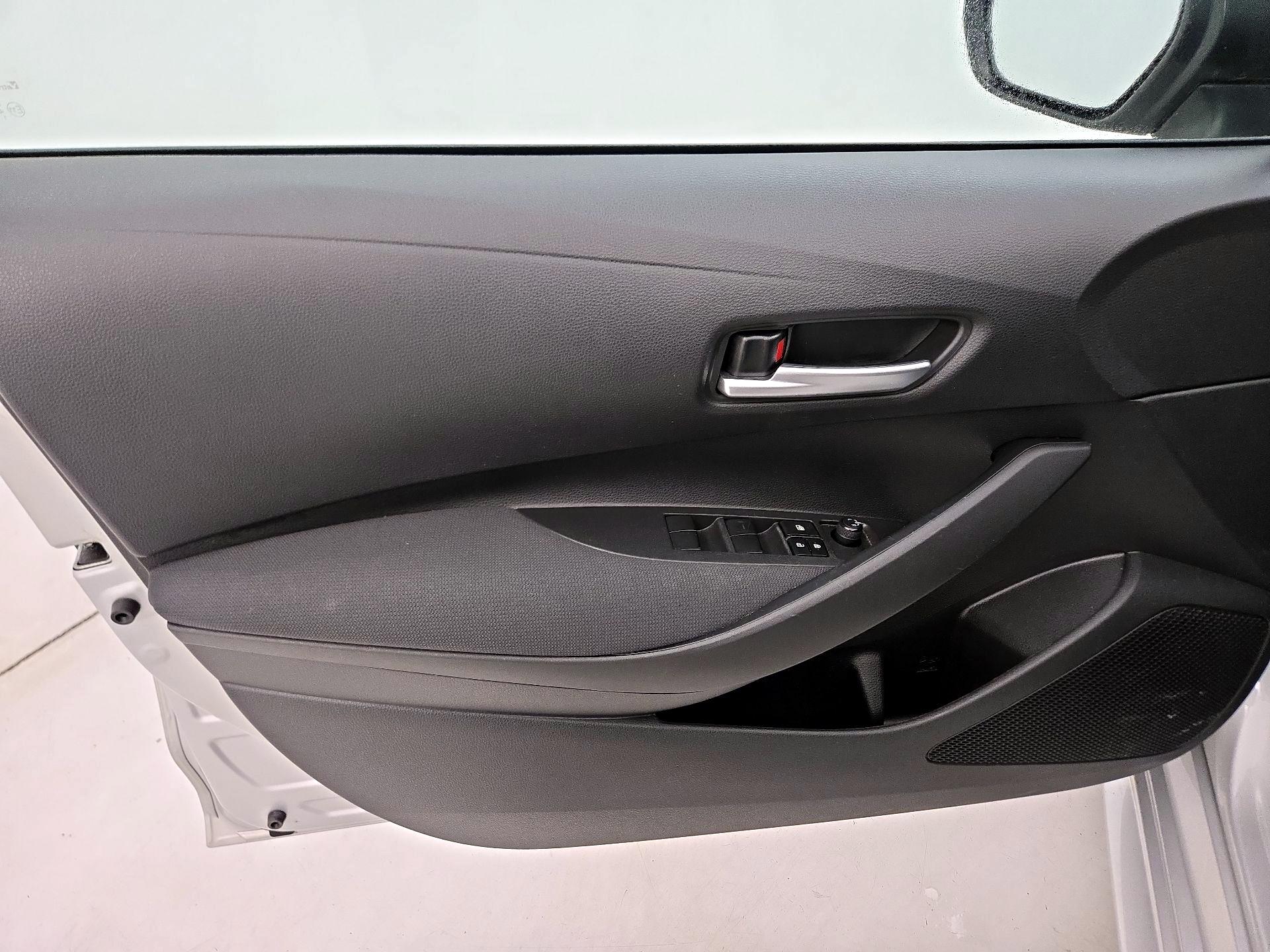 Thumbnail: 2021 Toyota Corolla - 12