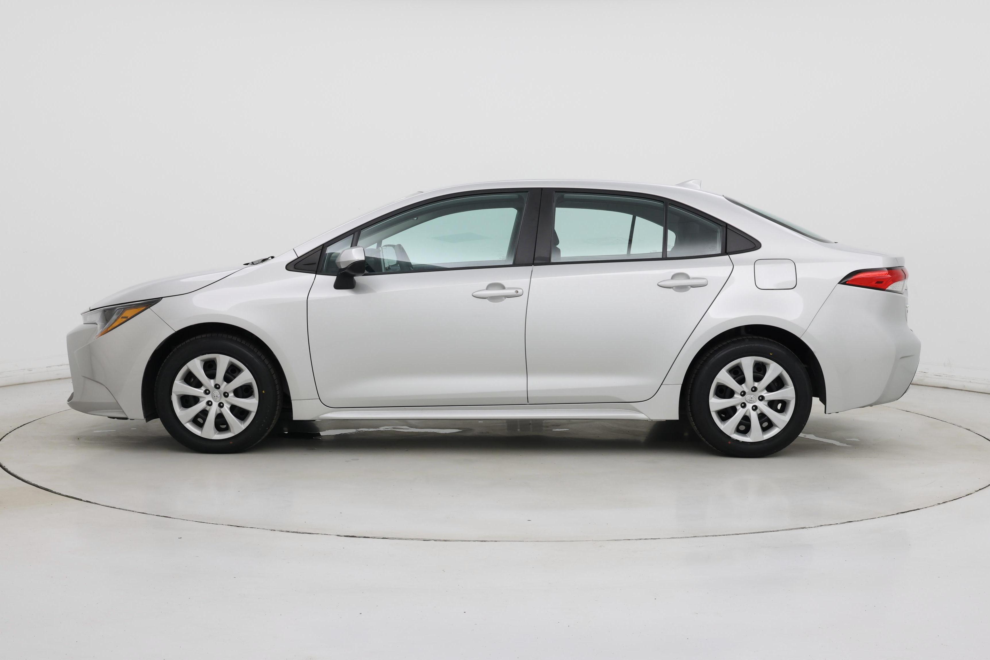 Thumbnail: 2021 Toyota Corolla - 3