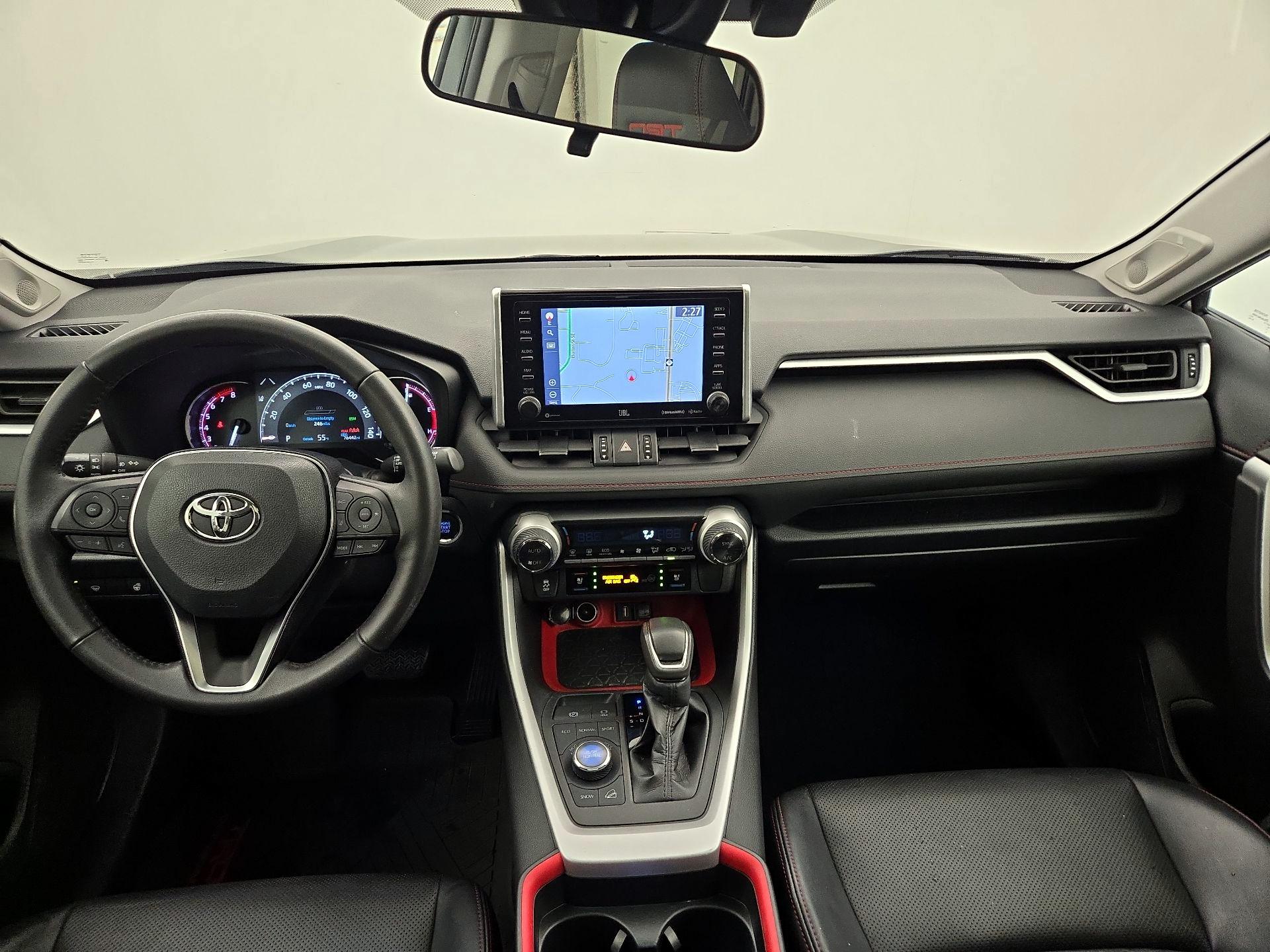 Thumbnail: 2020 Toyota RAV4 - 9