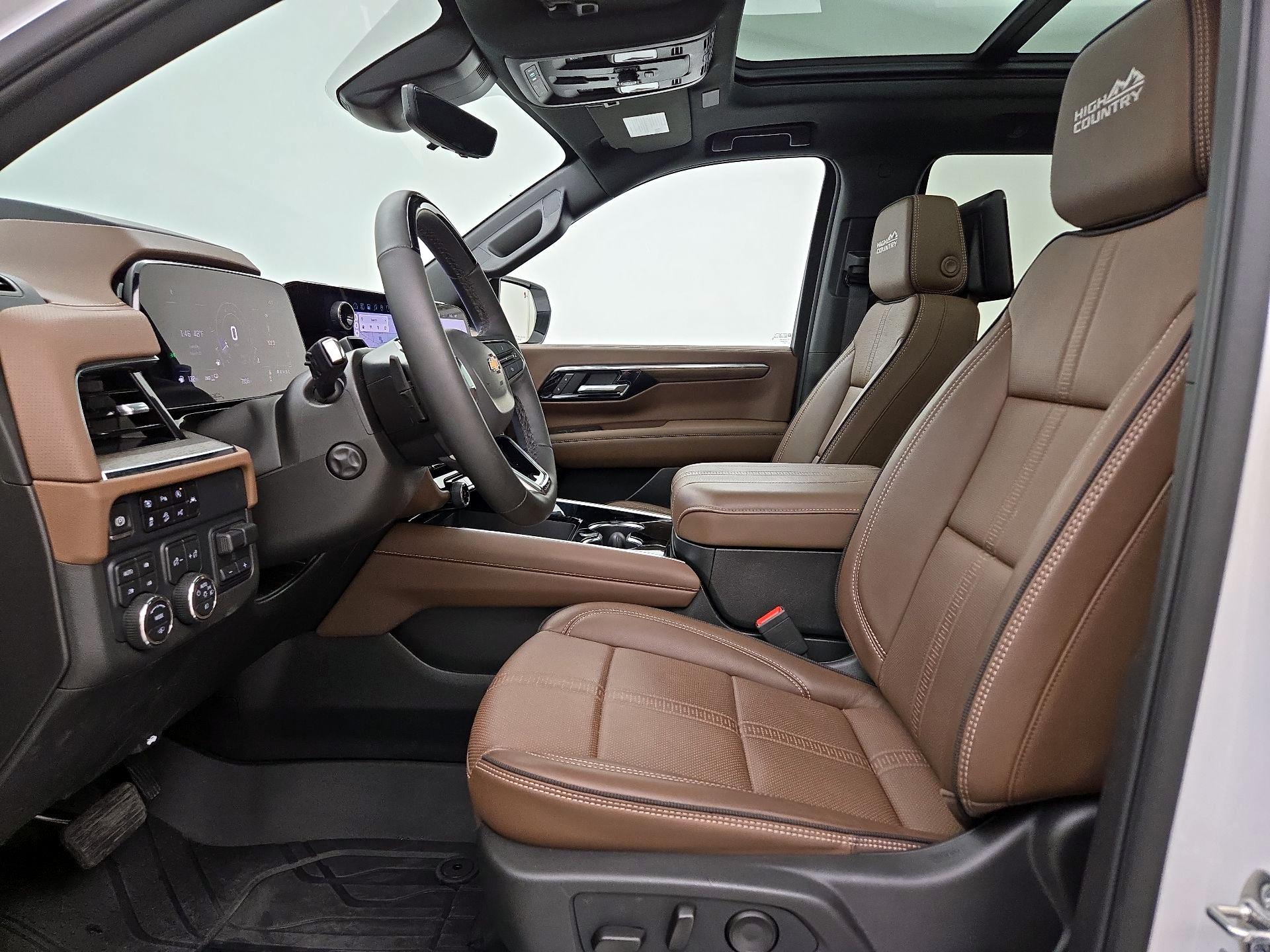 Thumbnail: 2025 Chevrolet Tahoe - 11