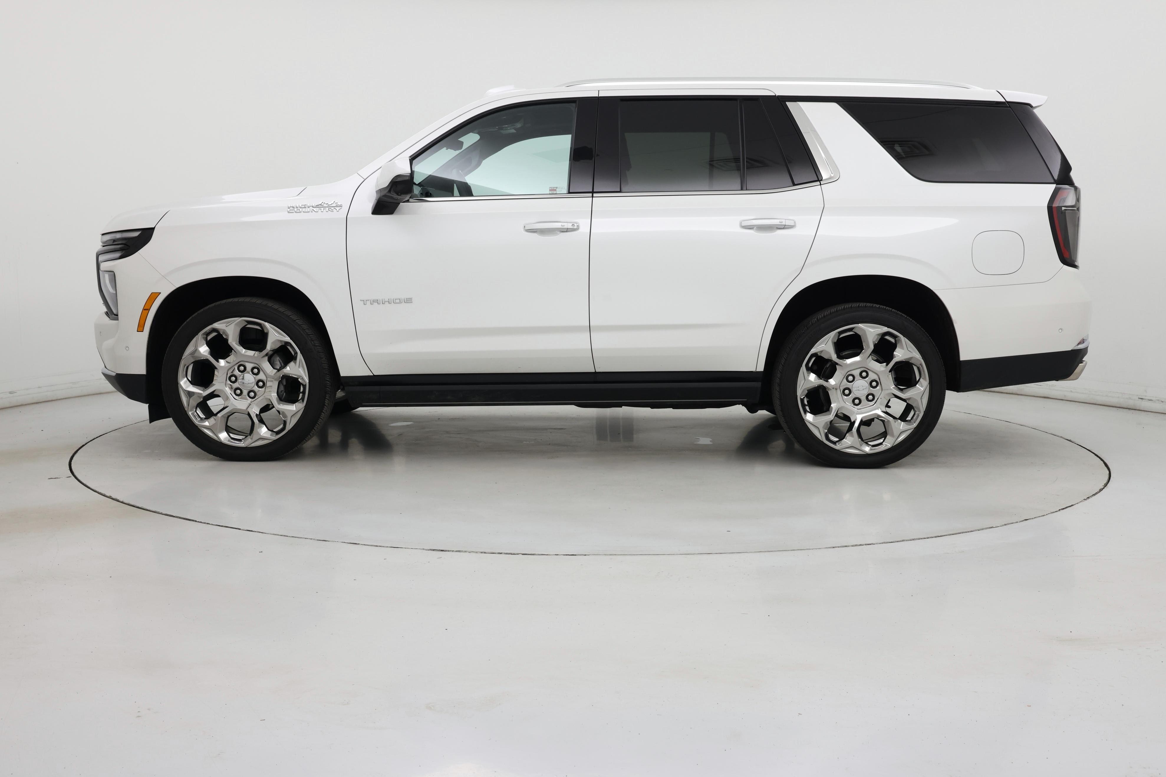 Thumbnail: 2025 Chevrolet Tahoe - 3