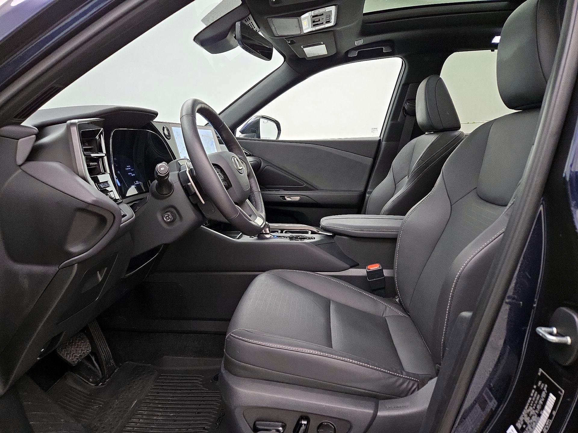 Thumbnail: 2025 Lexus TX - 11