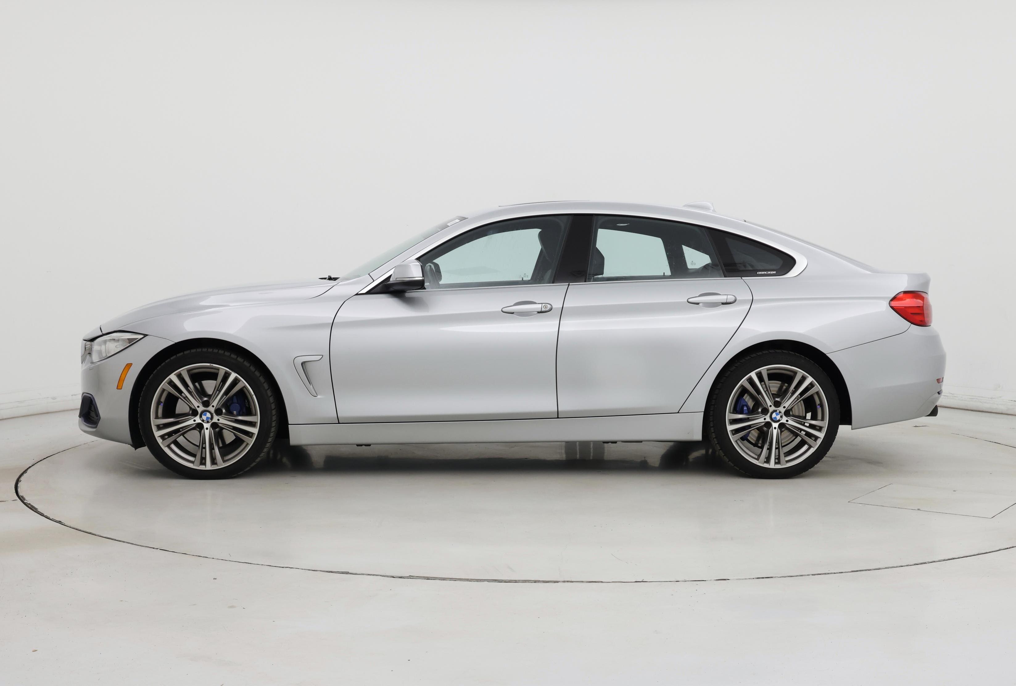Thumbnail: 2016 BMW 4 Series - 3