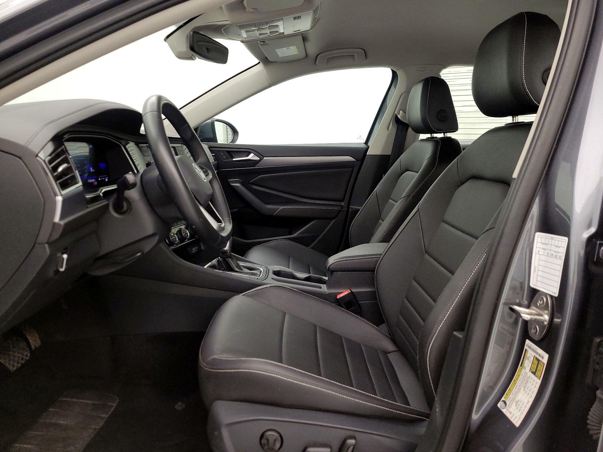 Thumbnail: 2024 Volkswagen Jetta - 11