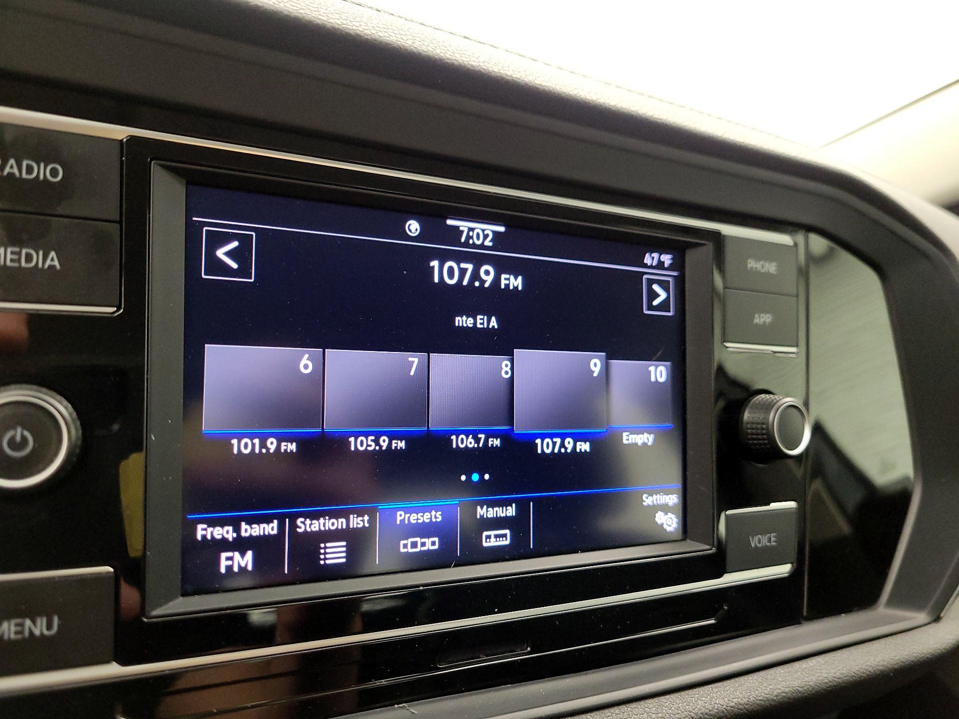 Thumbnail: 2024 Volkswagen Jetta - 15