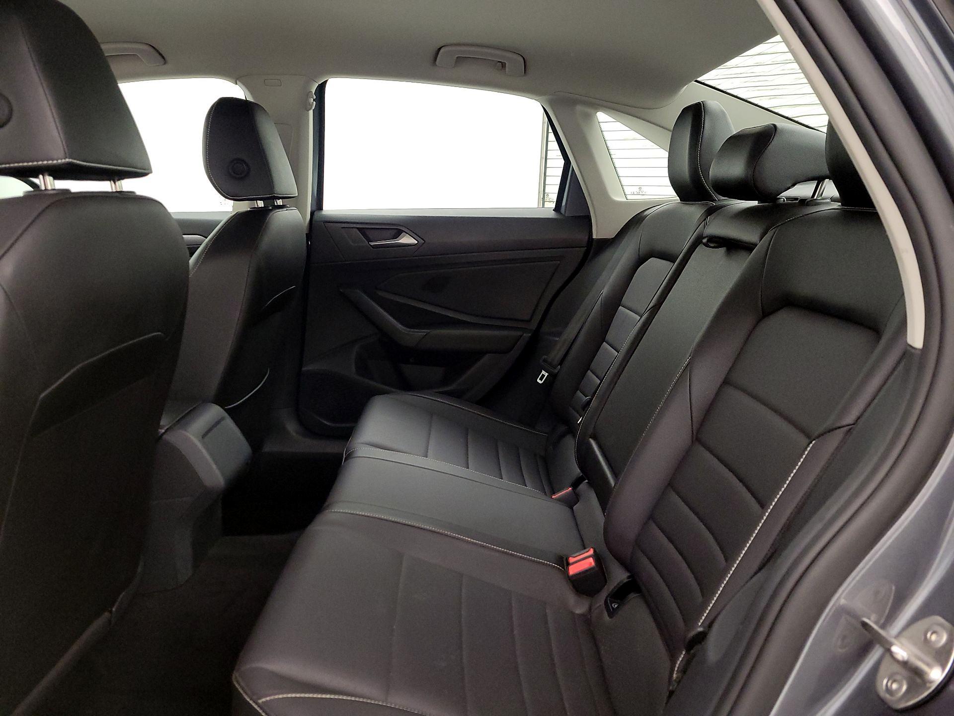 Thumbnail: 2024 Volkswagen Jetta - 19