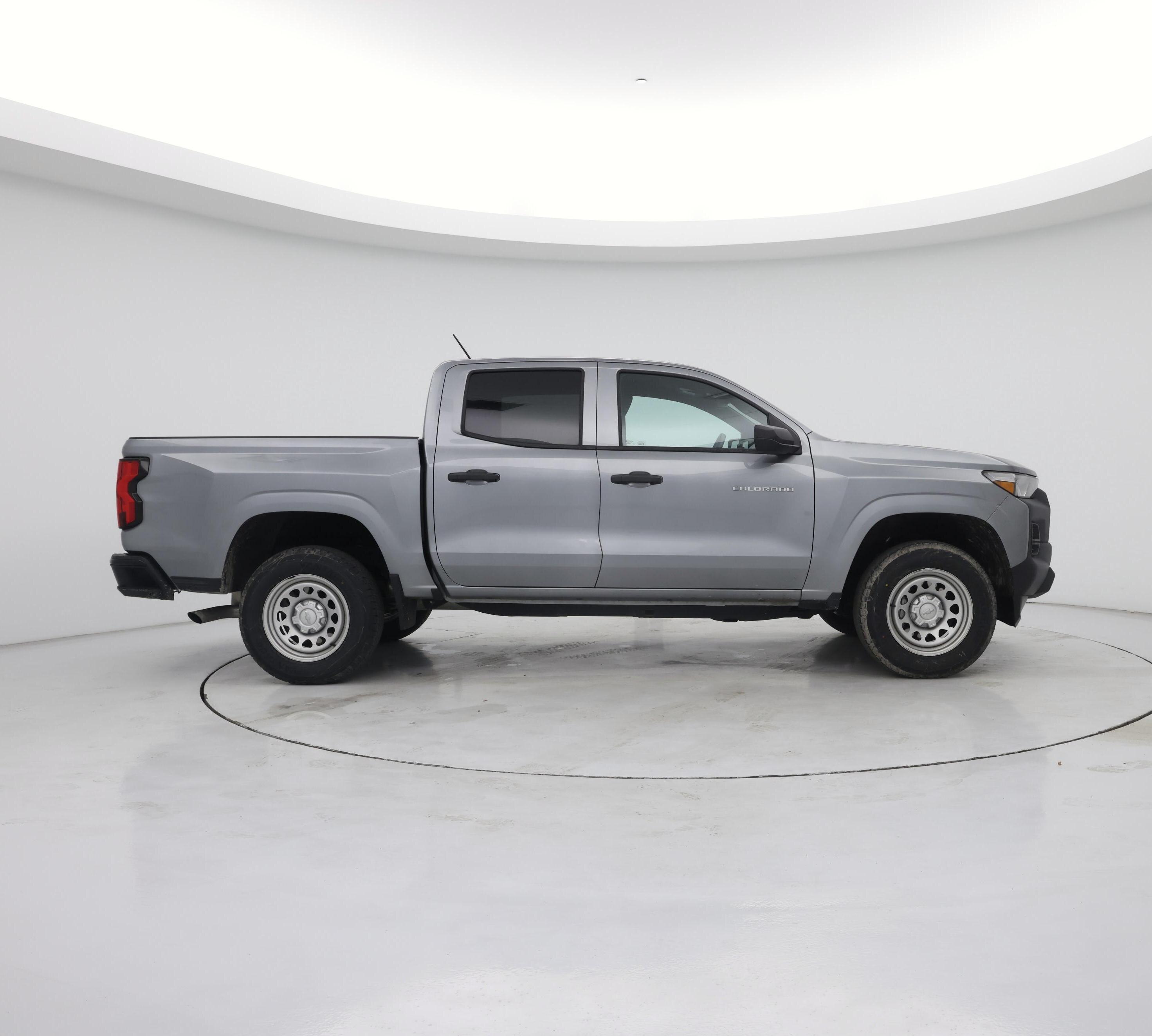 Thumbnail: 2023 Chevrolet Colorado - 7