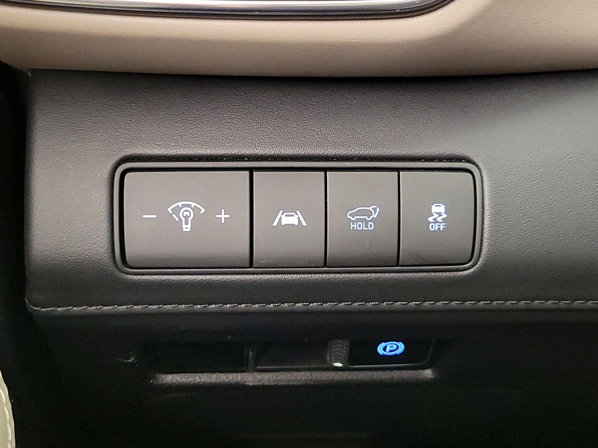 Thumbnail: 2023 Hyundai Santa Fe - 13