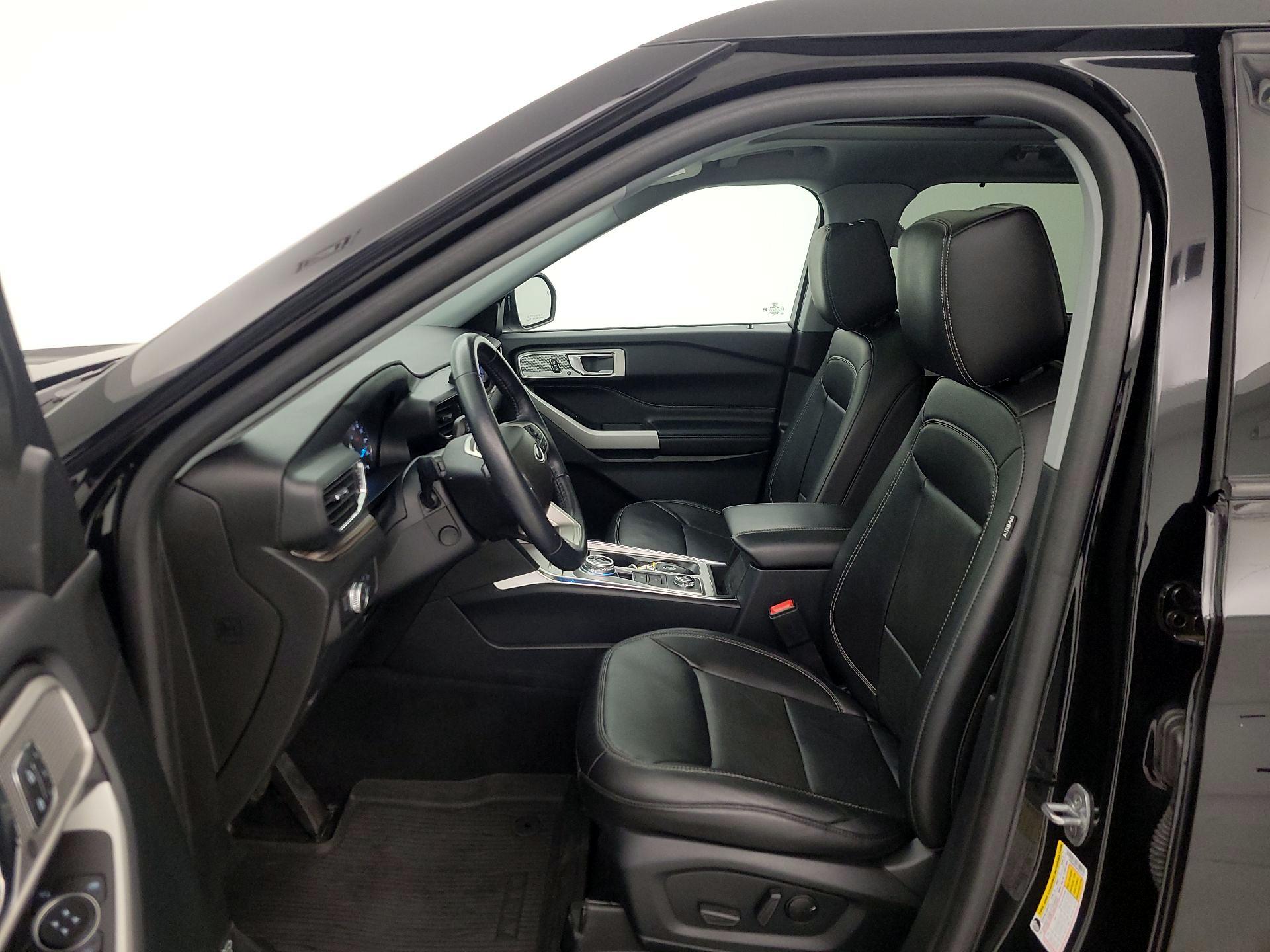 Thumbnail: 2022 Ford Explorer - 11