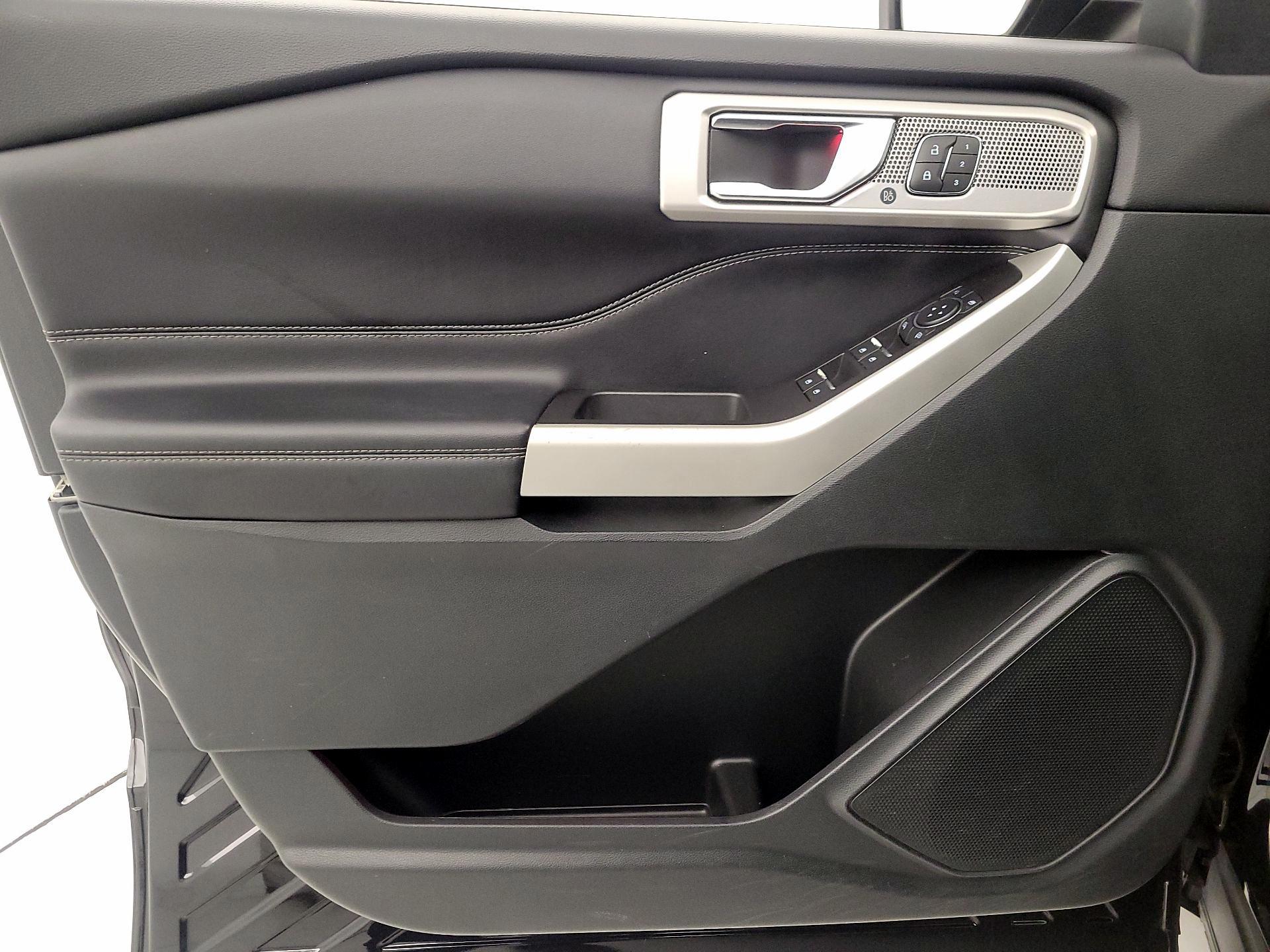 Thumbnail: 2022 Ford Explorer - 12