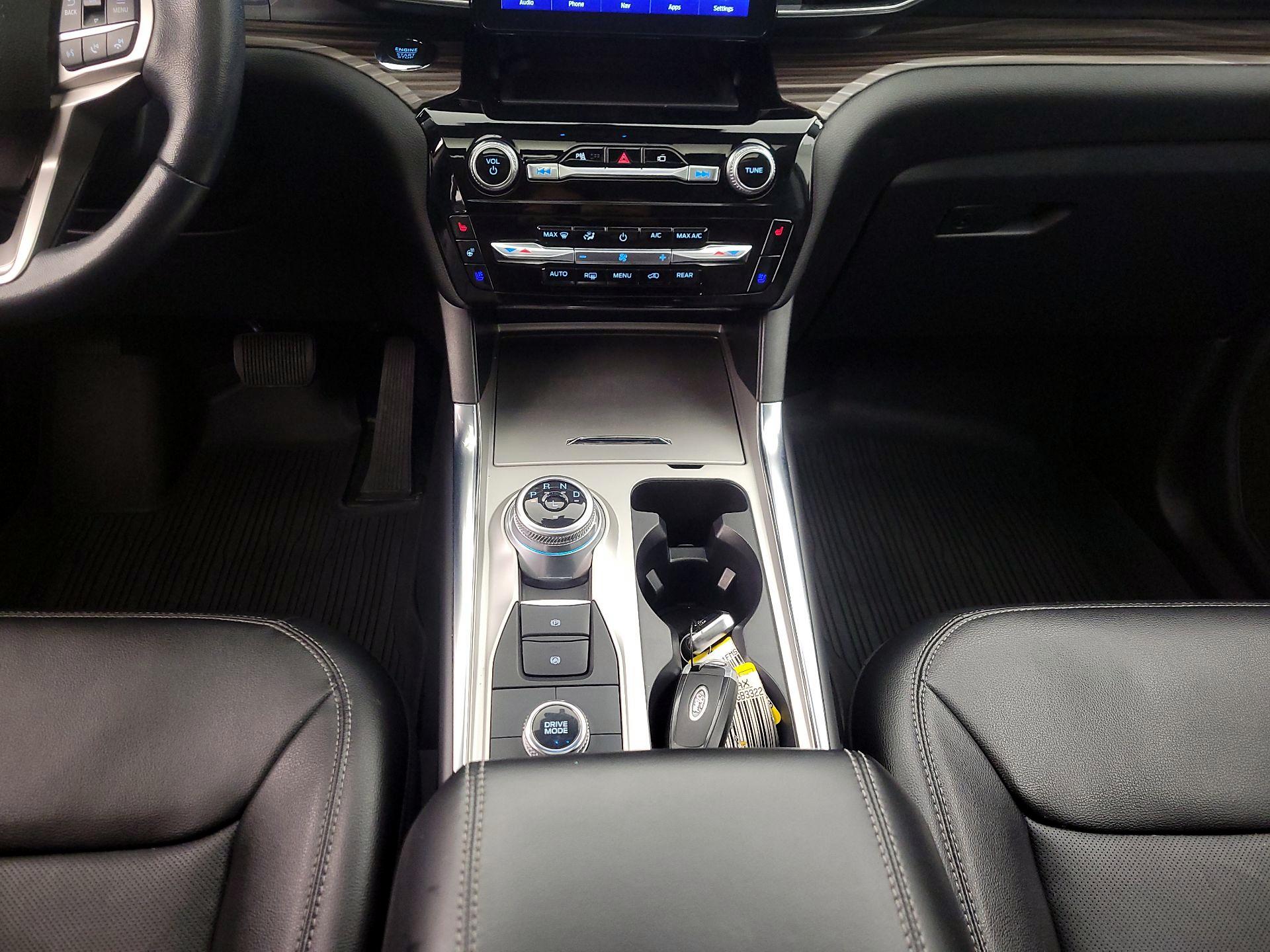 Thumbnail: 2022 Ford Explorer - 17