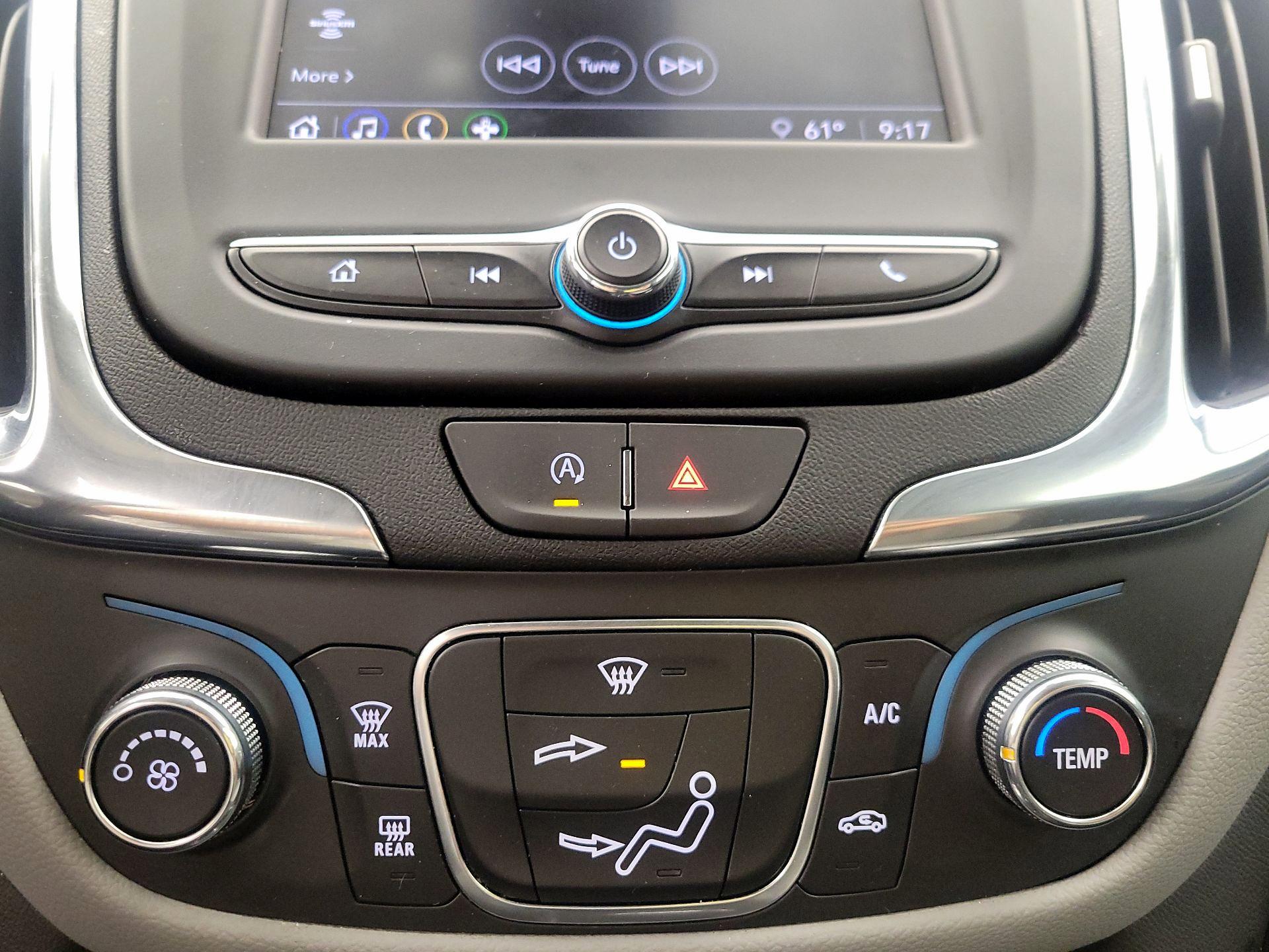 Thumbnail: 2024 Chevrolet Equinox - 16