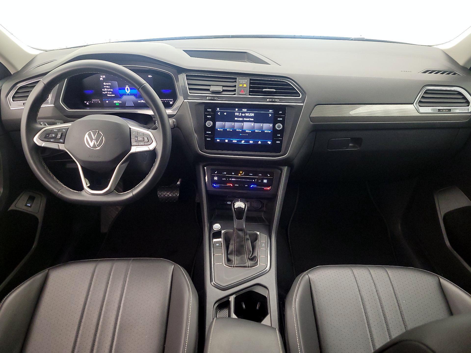 Thumbnail: 2024 Volkswagen Tiguan - 9