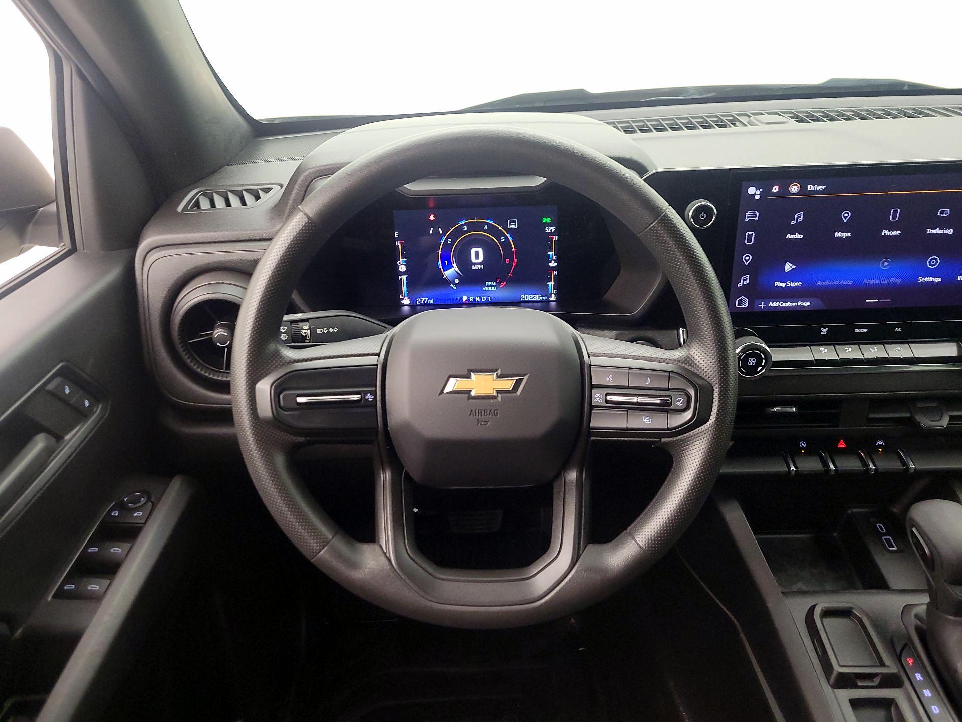 Thumbnail: 2023 Chevrolet Colorado - 10