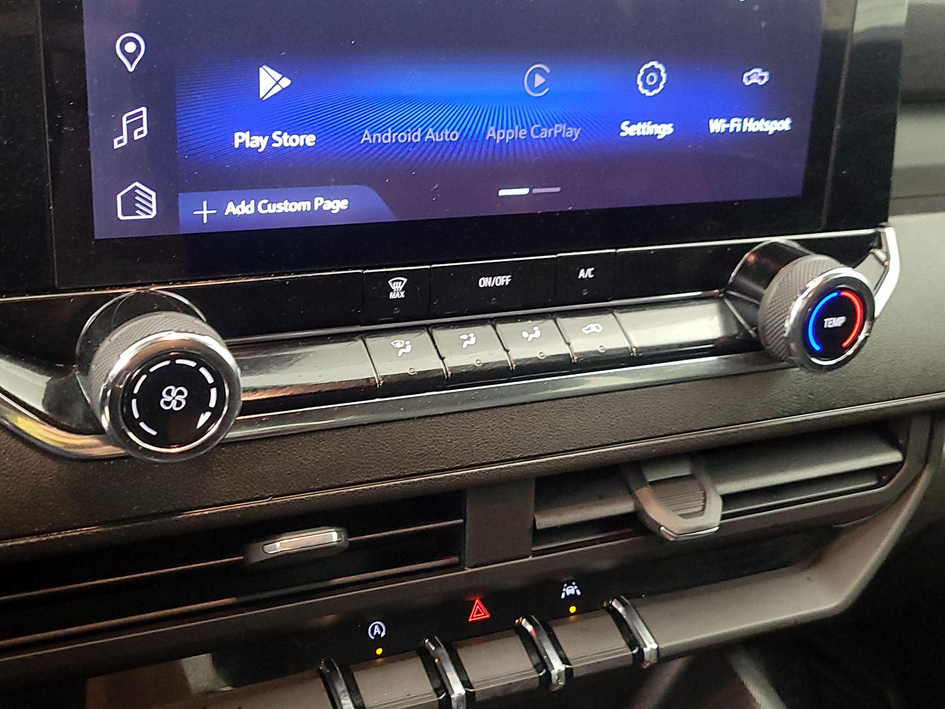 Thumbnail: 2023 Chevrolet Colorado - 16