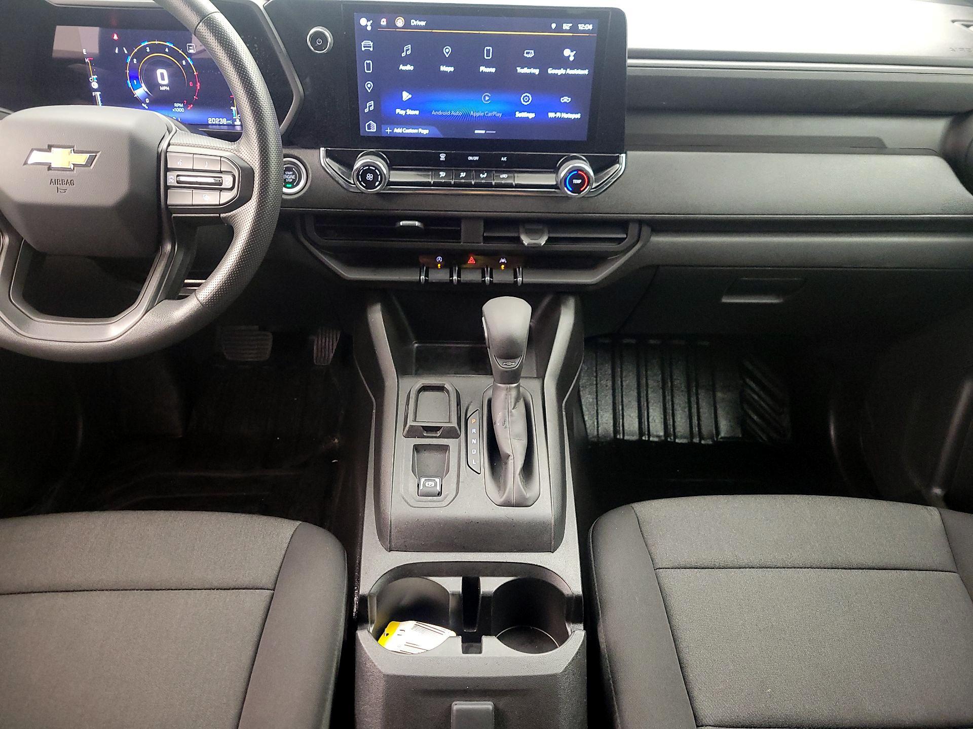 Thumbnail: 2023 Chevrolet Colorado - 17