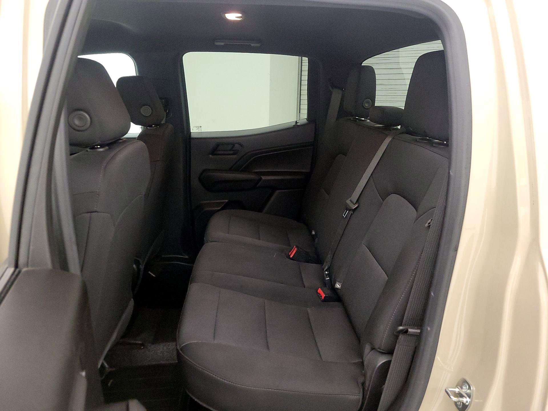 Thumbnail: 2023 Chevrolet Colorado - 19