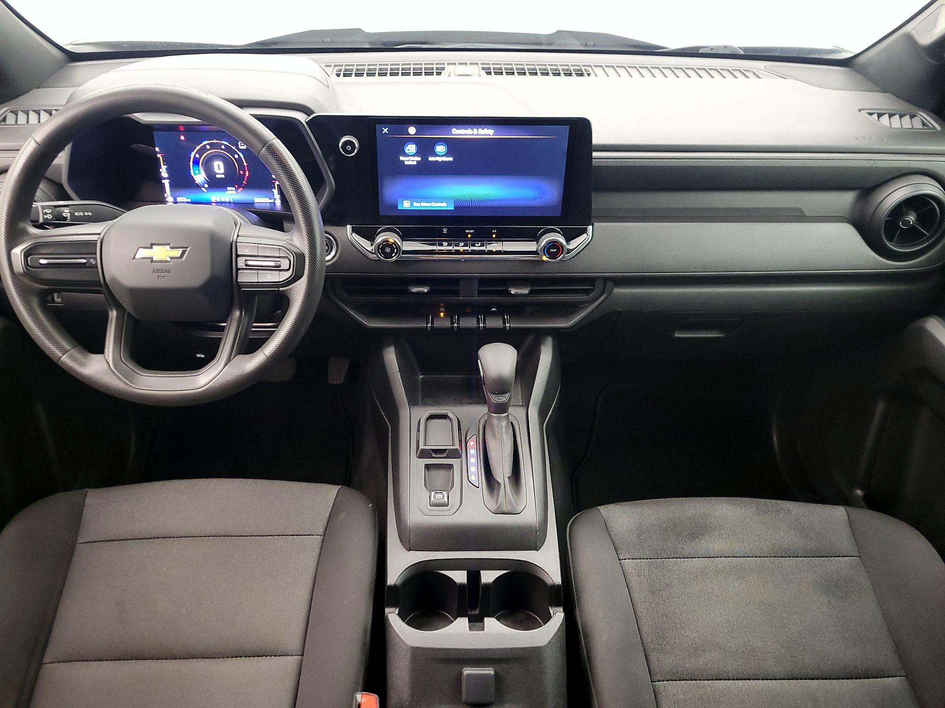 Thumbnail: 2023 Chevrolet Colorado - 9