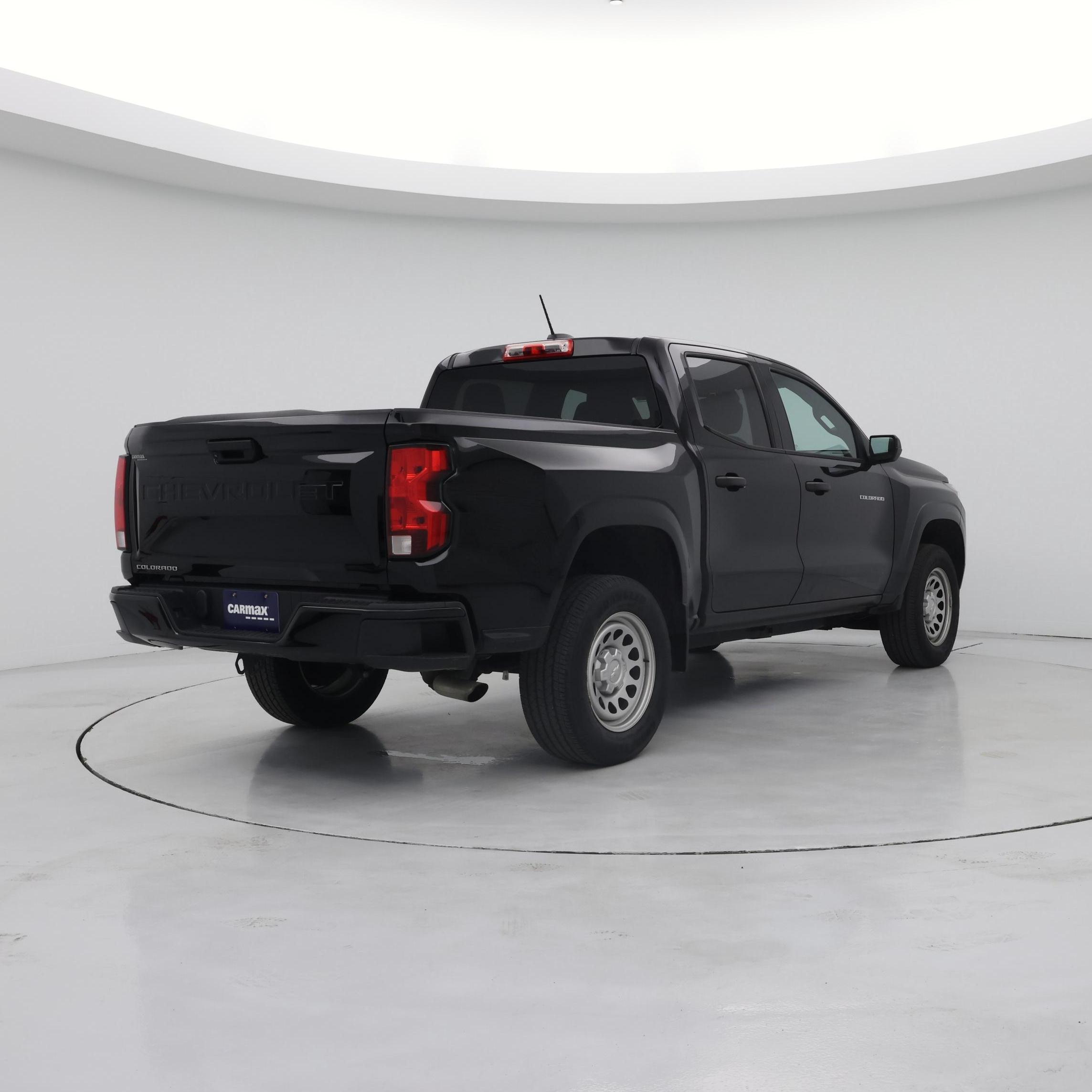 Thumbnail: 2023 Chevrolet Colorado - 8