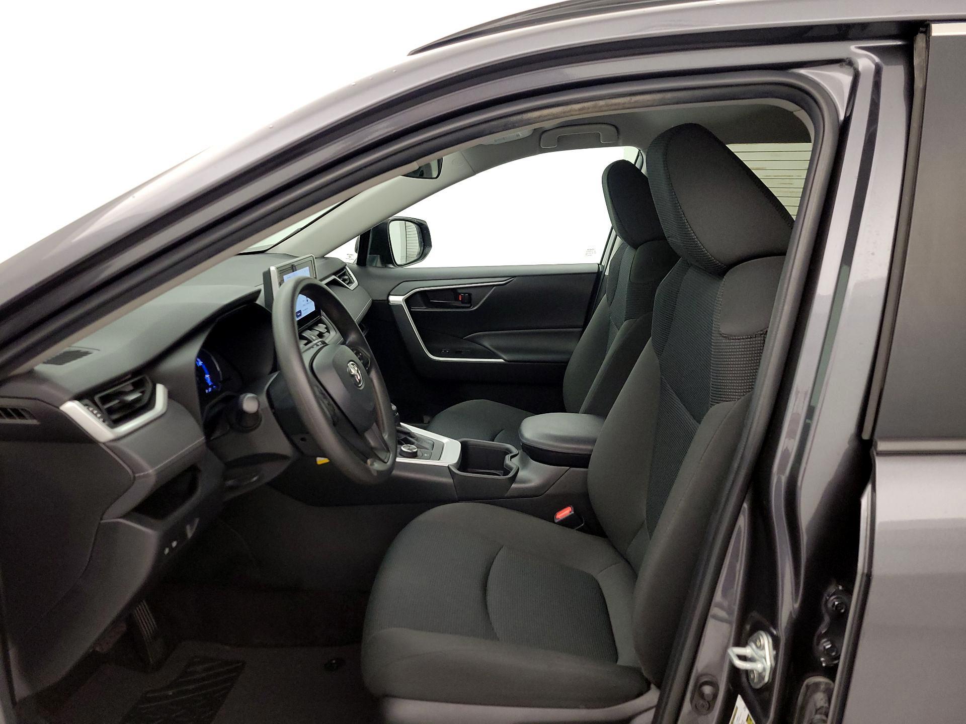 Thumbnail: 2023 Toyota RAV4 - 11