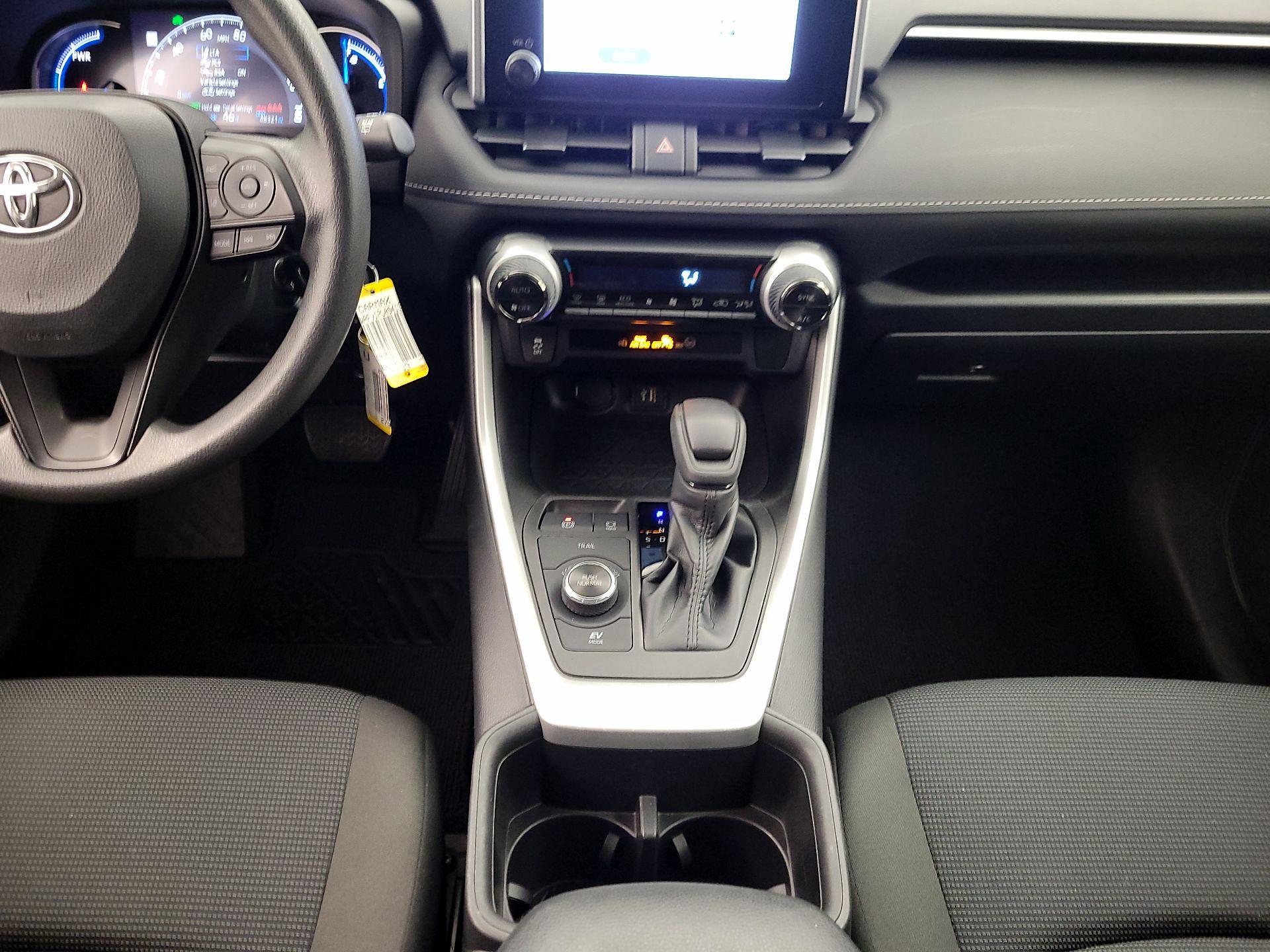 Thumbnail: 2023 Toyota RAV4 - 17