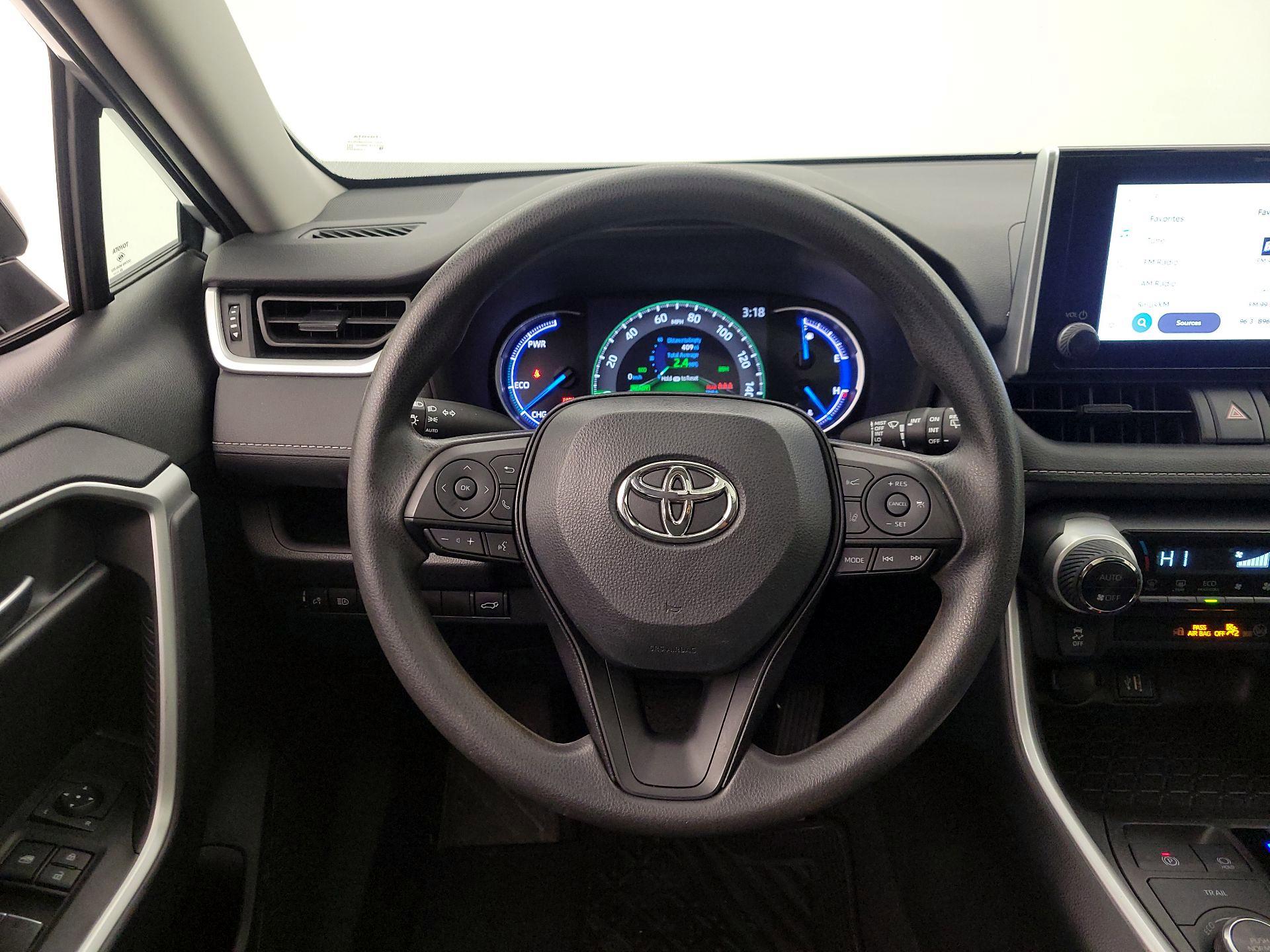 Thumbnail: 2023 Toyota RAV4 - 10