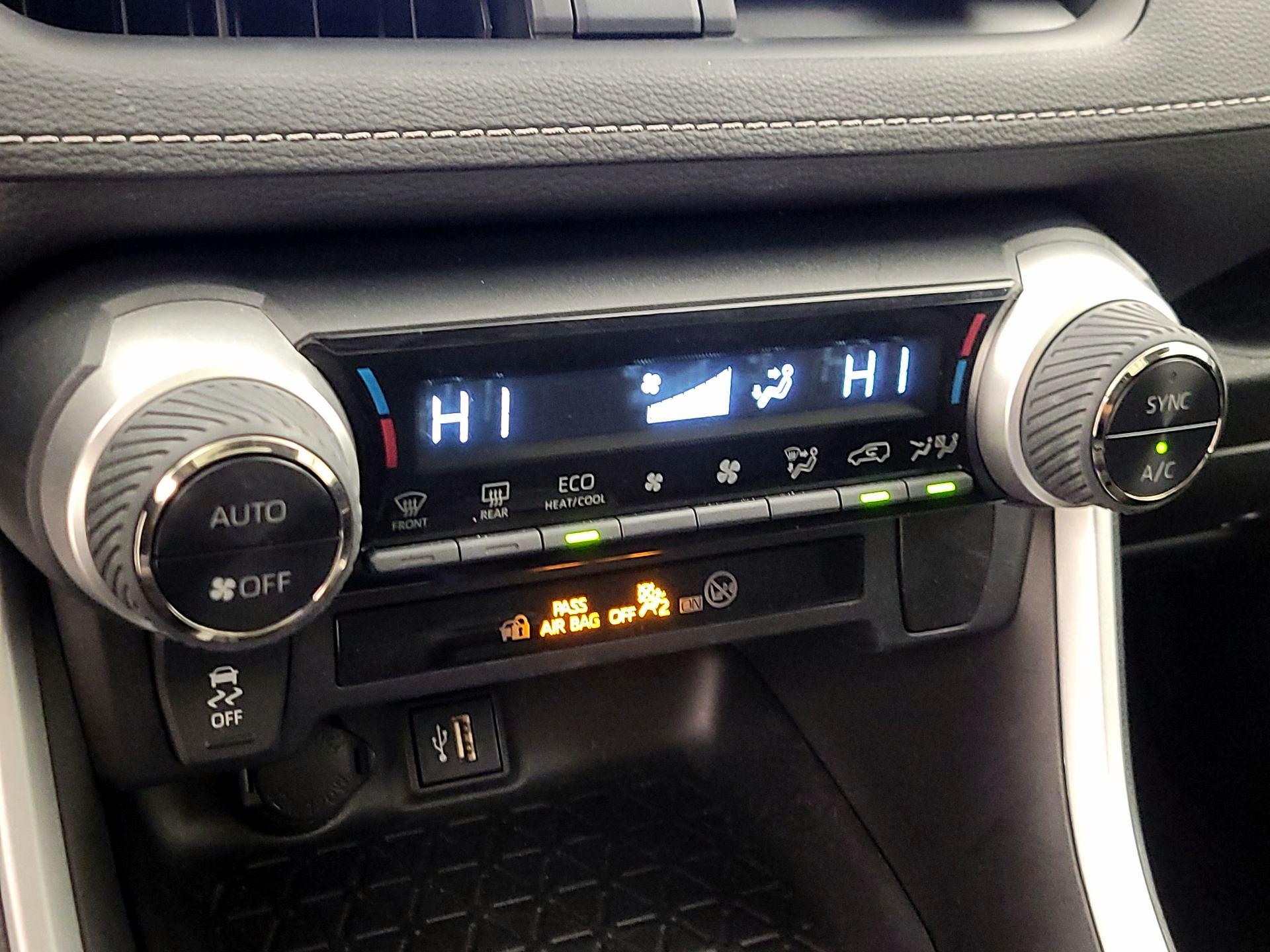 Thumbnail: 2023 Toyota RAV4 - 16