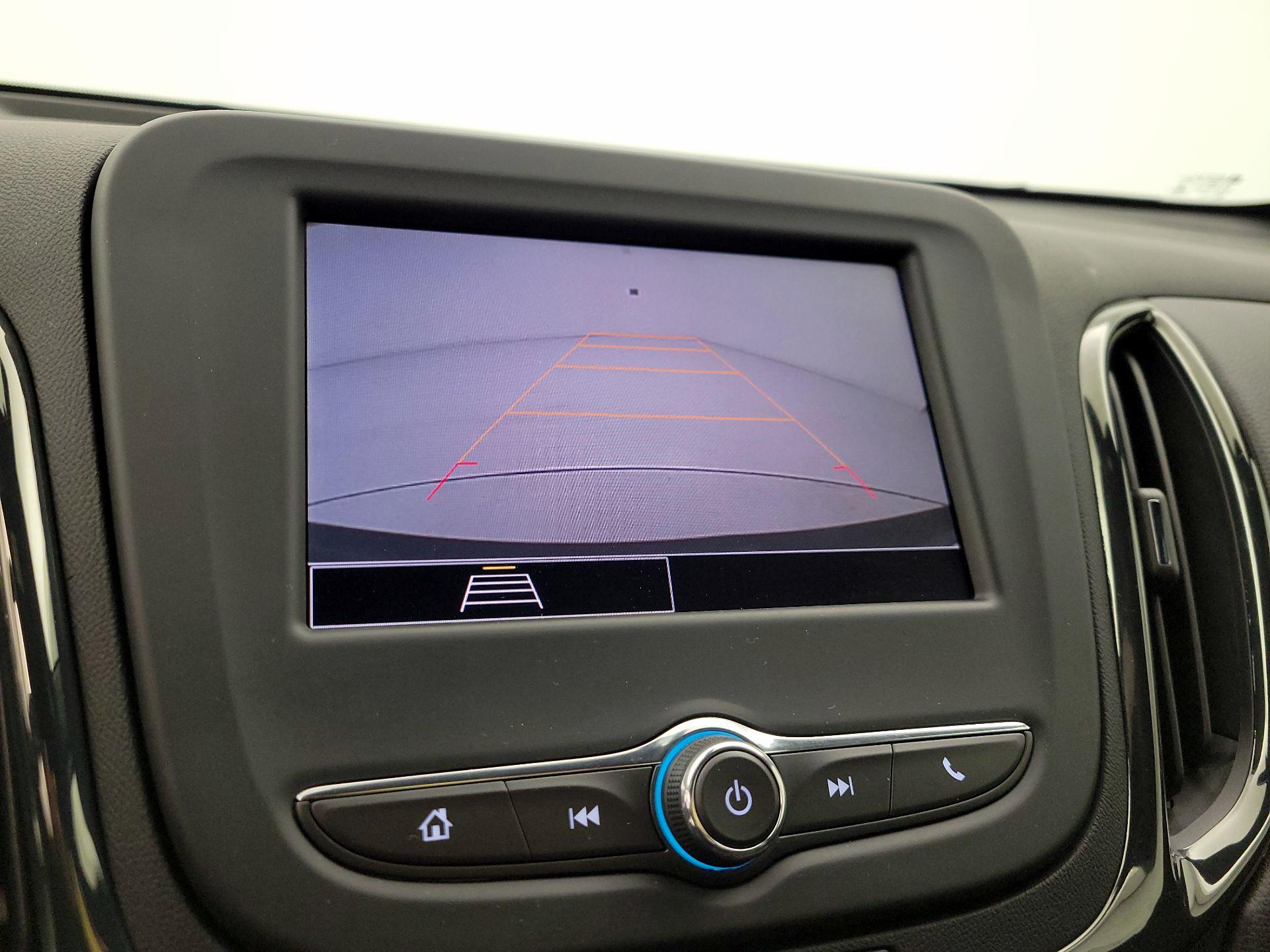 Thumbnail: 2022 Chevrolet Equinox - 14