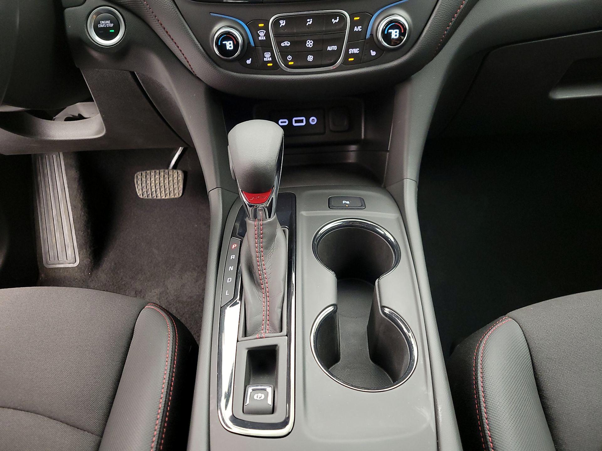 Thumbnail: 2022 Chevrolet Equinox - 17