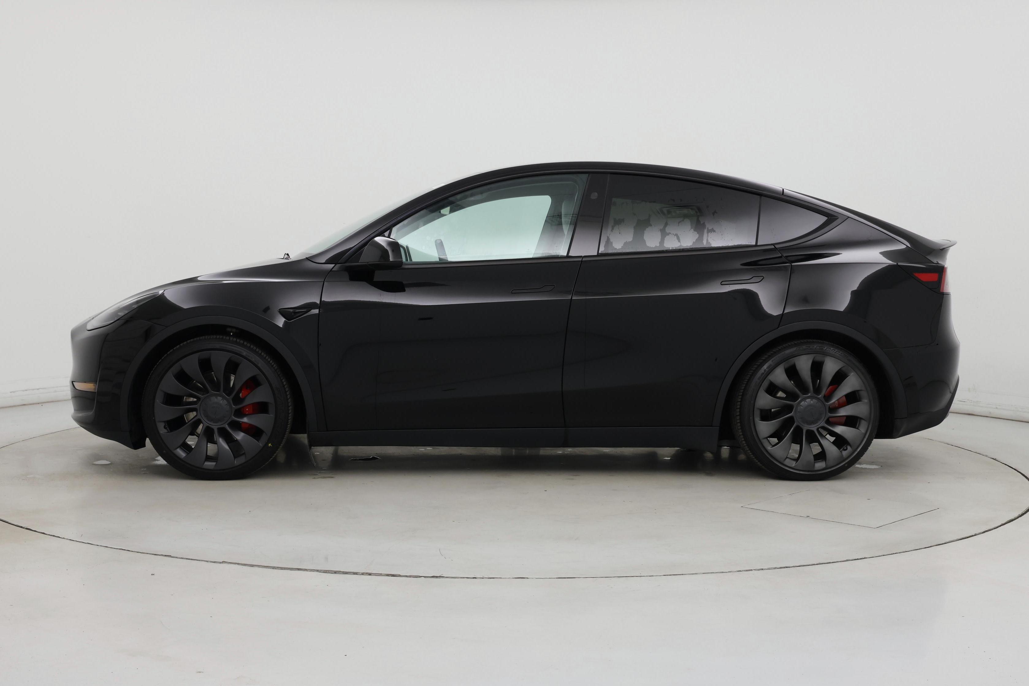 Thumbnail: 2023 Tesla Model Y - 3