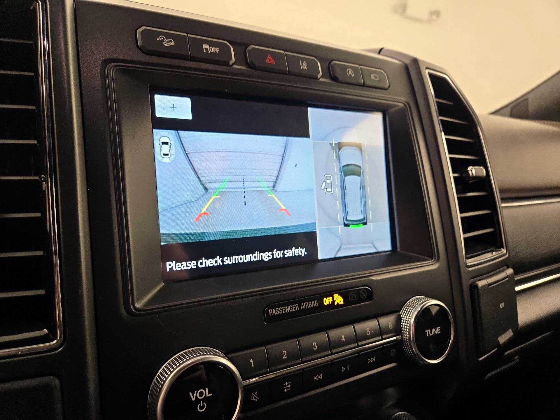 Thumbnail: 2020 Ford Expedition - 15